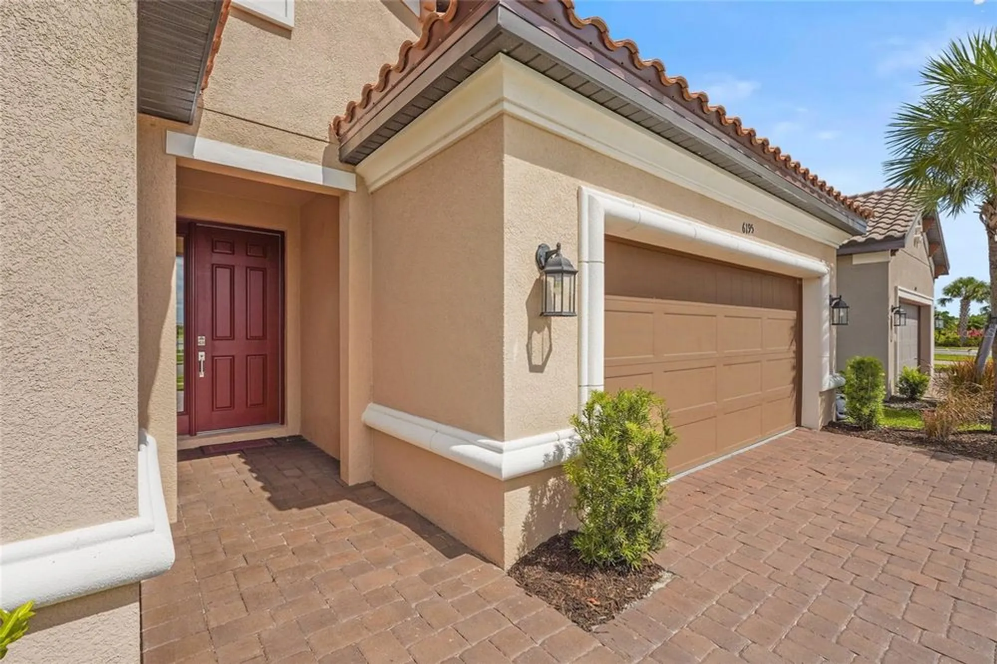 Property Slideshow image 16 of 86 | 6195 mesa gln, Bradenton, FL, 34203