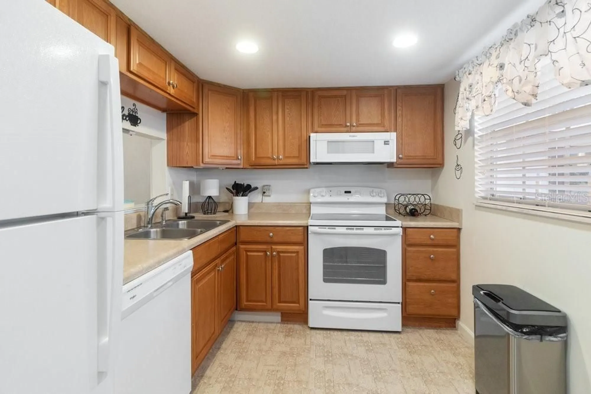 Property Slideshow image 5 of 29 | 19029 us highway 19 n unit 4 bldg 2 -, Clearwater, FL, 33764