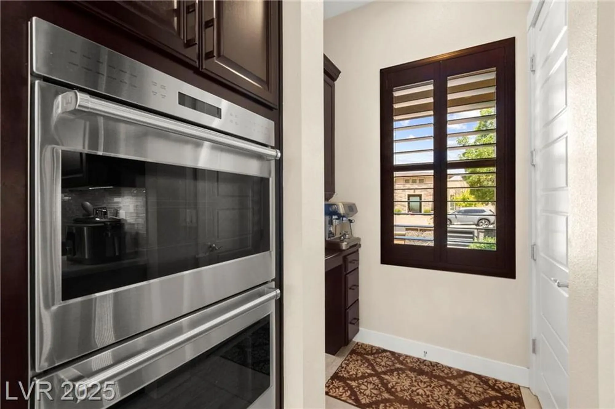 Property Slideshow image 19 of 55 | 6810 silver crescent st, Las Vegas, NV, 89148