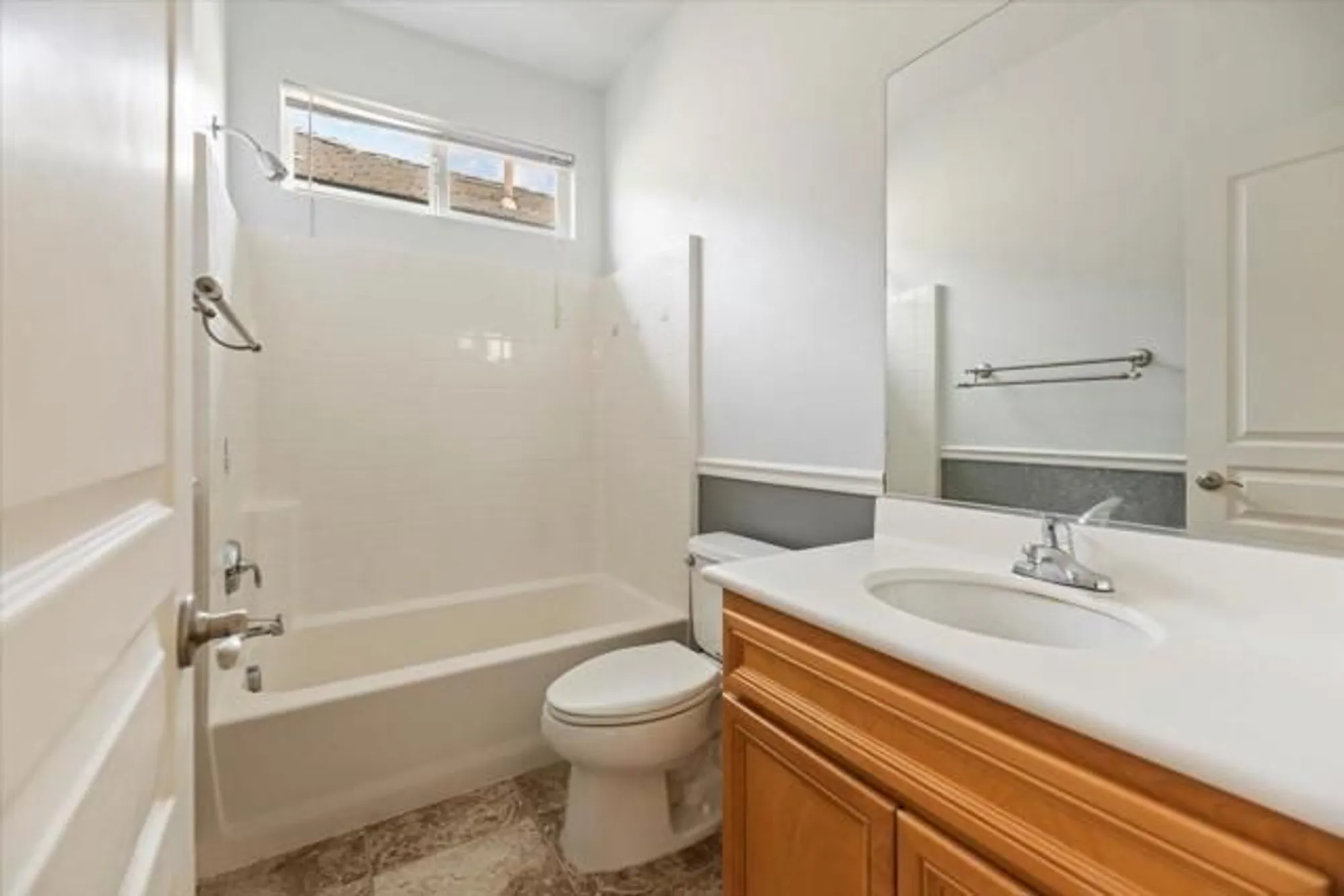 Property Slideshow image 26 of 44 | 1563 quiet crk, Beaumont, CA, 92223