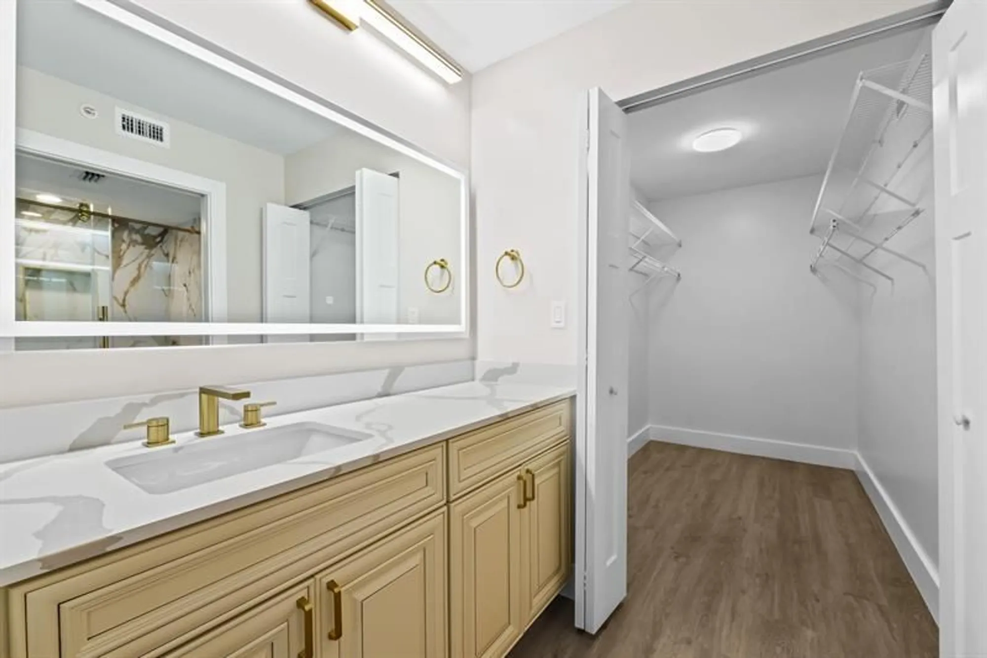 Property Slideshow image 5 of 20 | 4734 lucerne lakes blvd 303, Lake Worth, FL, 33467