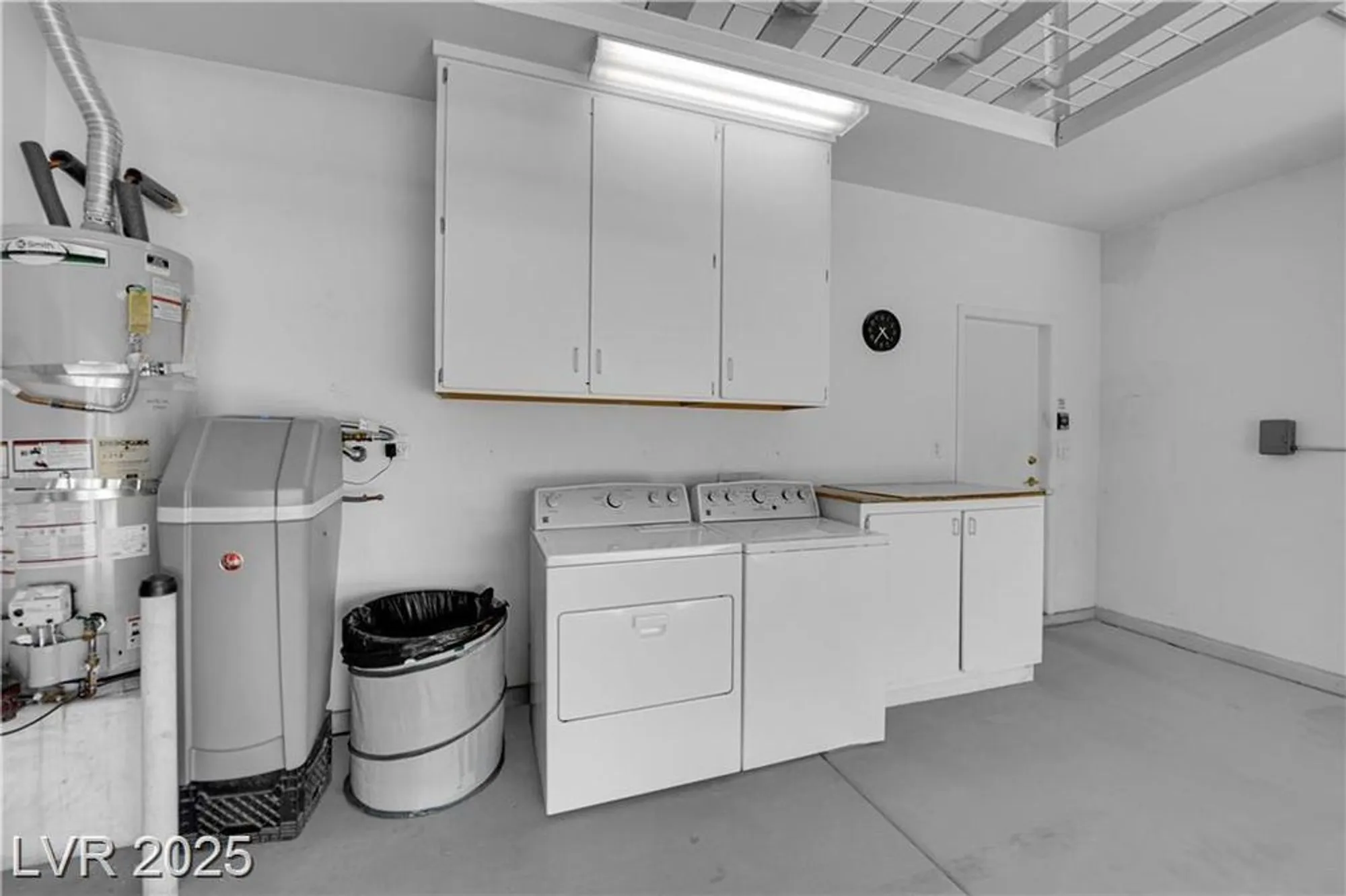 Property Slideshow image 18 of 24 | 2504 libretto ave, Henderson, NV, 89052