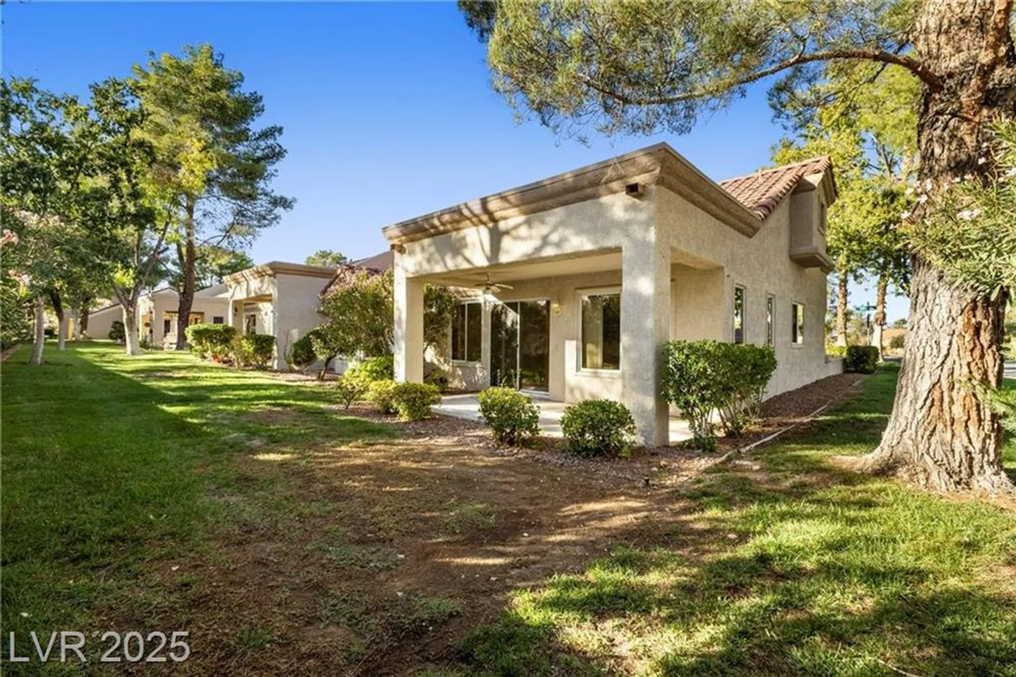 Property Slideshow image 24 of 44 | 8701 millsboro dr, Las Vegas, NV, 89134