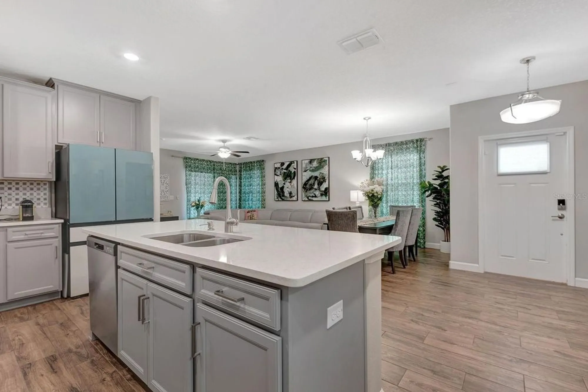 Property Slideshow image 14 of 60 | 17003 clear cork dr, Wimauma, FL, 33598