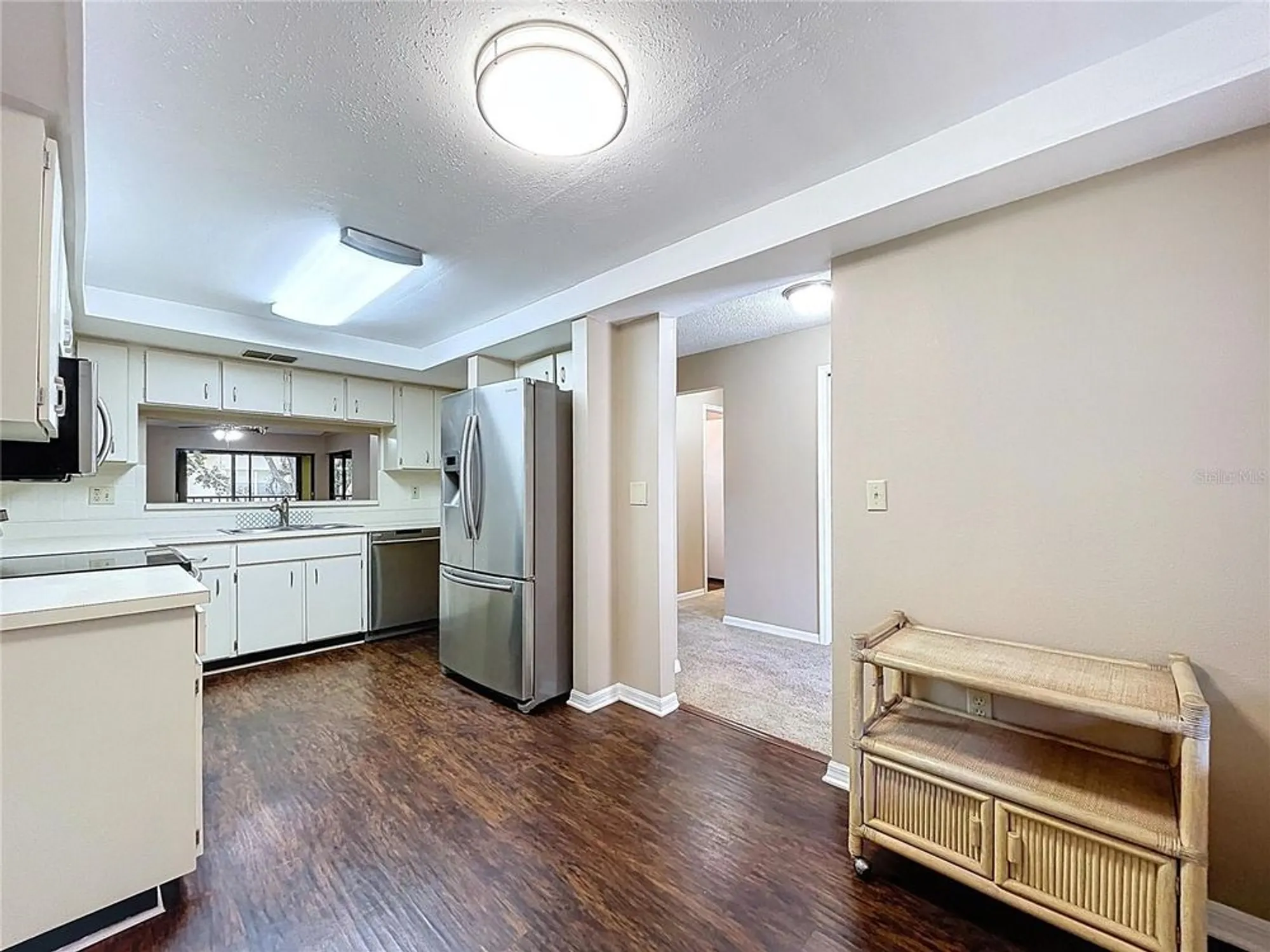 Property Slideshow image 18 of 59 | 2020 lakeview dr apt 203, Clearwater, FL, 33763