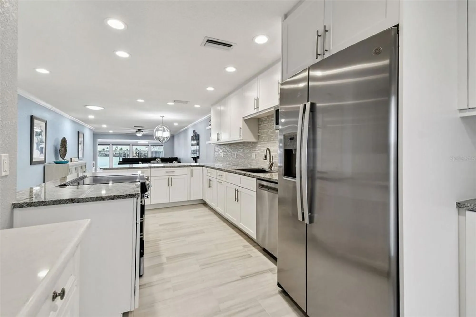 Property Slideshow image 9 of 51 | 334 boca ciega point blvd # 606, St Petersburg, FL, 33708