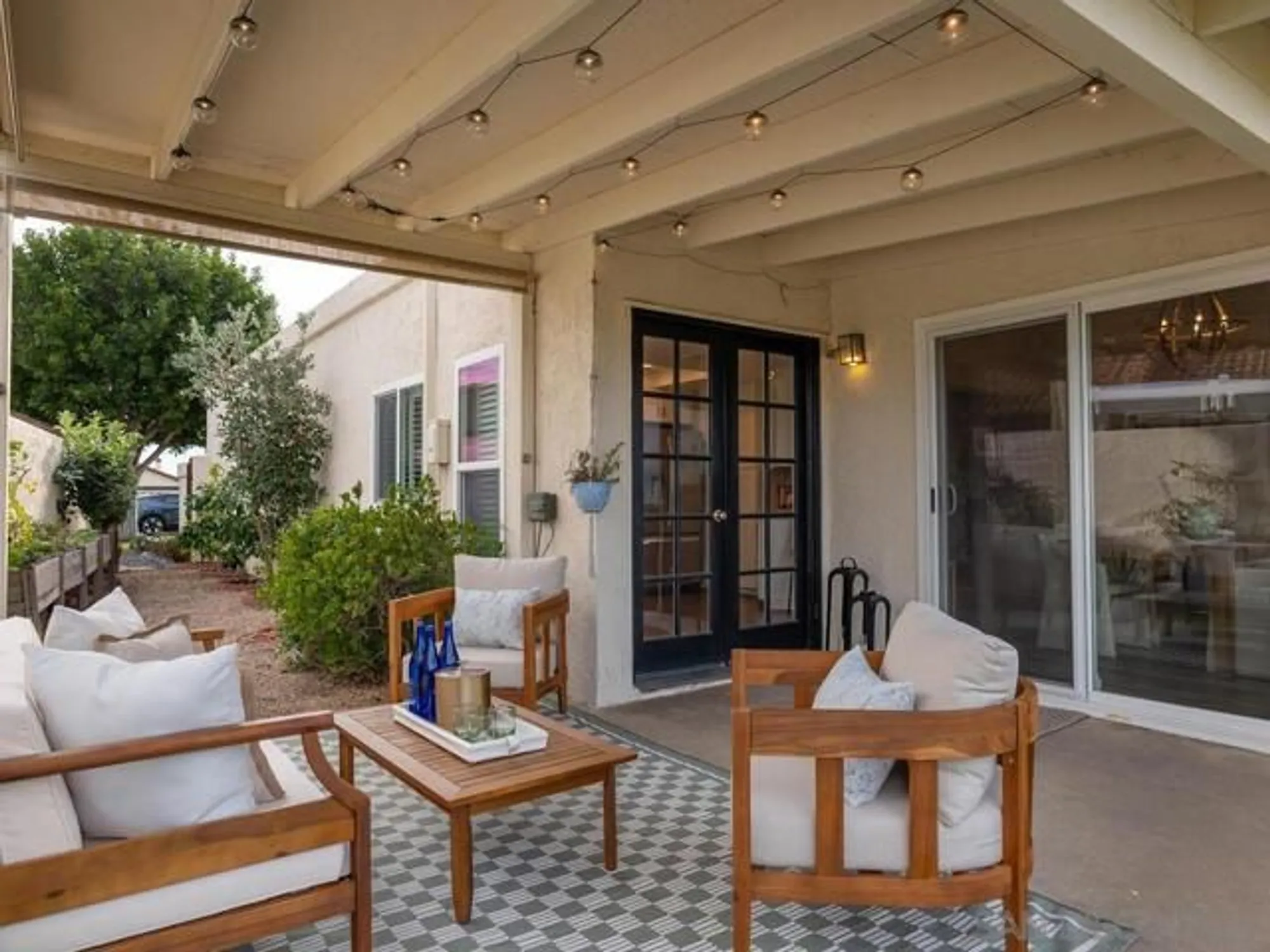 Property Slideshow image 14 of 68 | 12872 circulo dardo, San Diego, CA, 92128