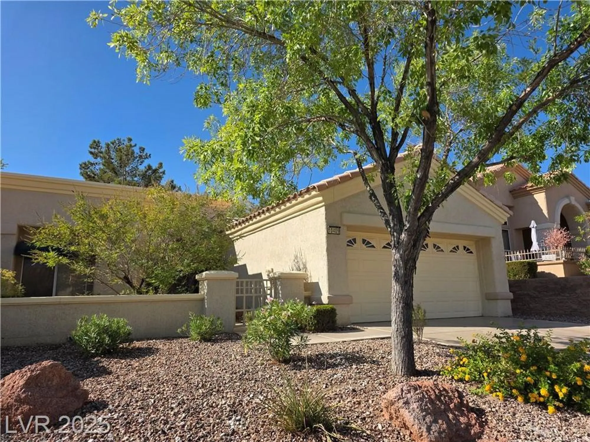 Property Slideshow image 38 of 42 | 10409 snyder ave, Las Vegas, NV, 89134