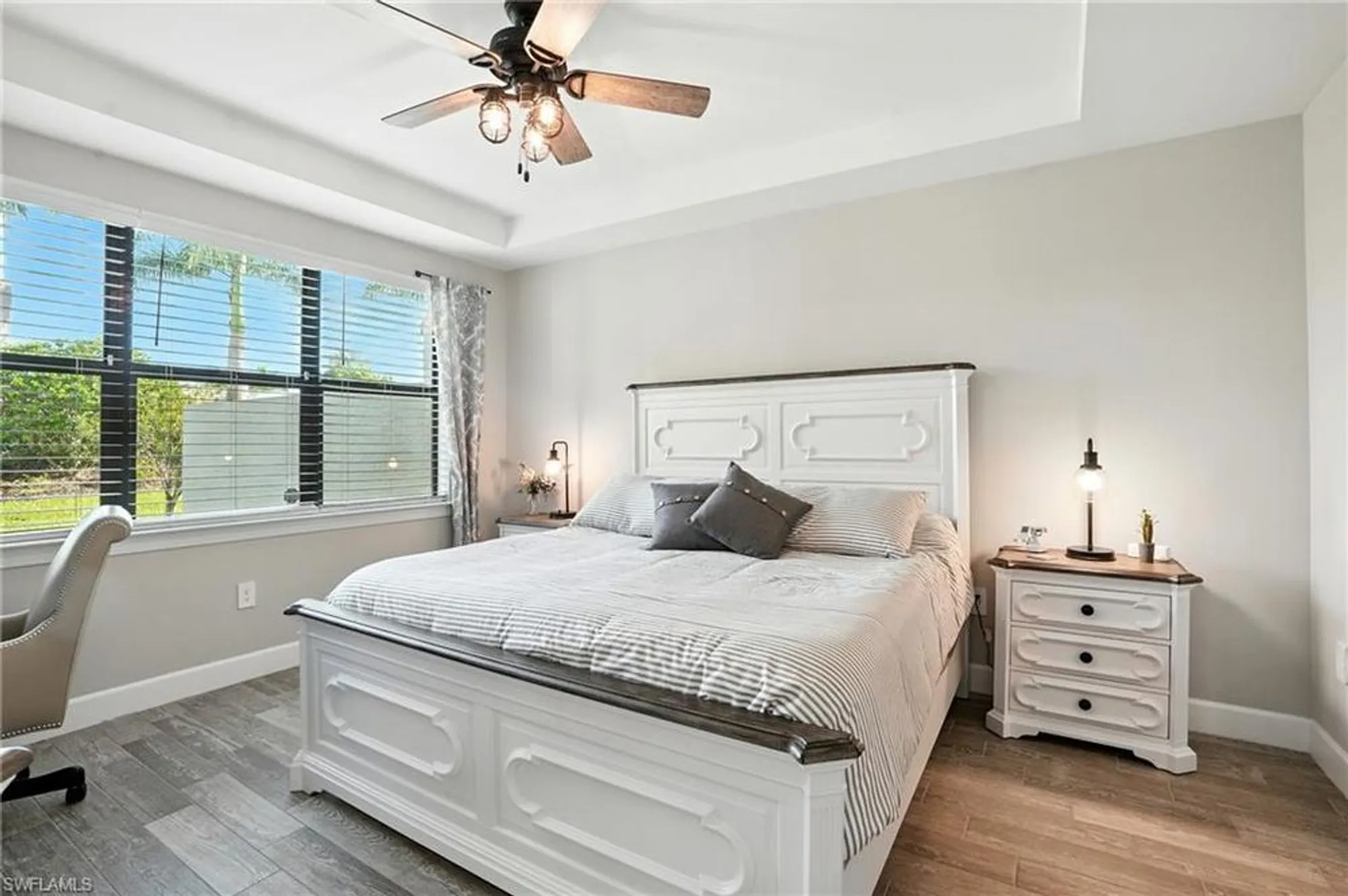 Property Slideshow image 18 of 47 | 12230 canal grande dr, Fort Myers, FL, 33913