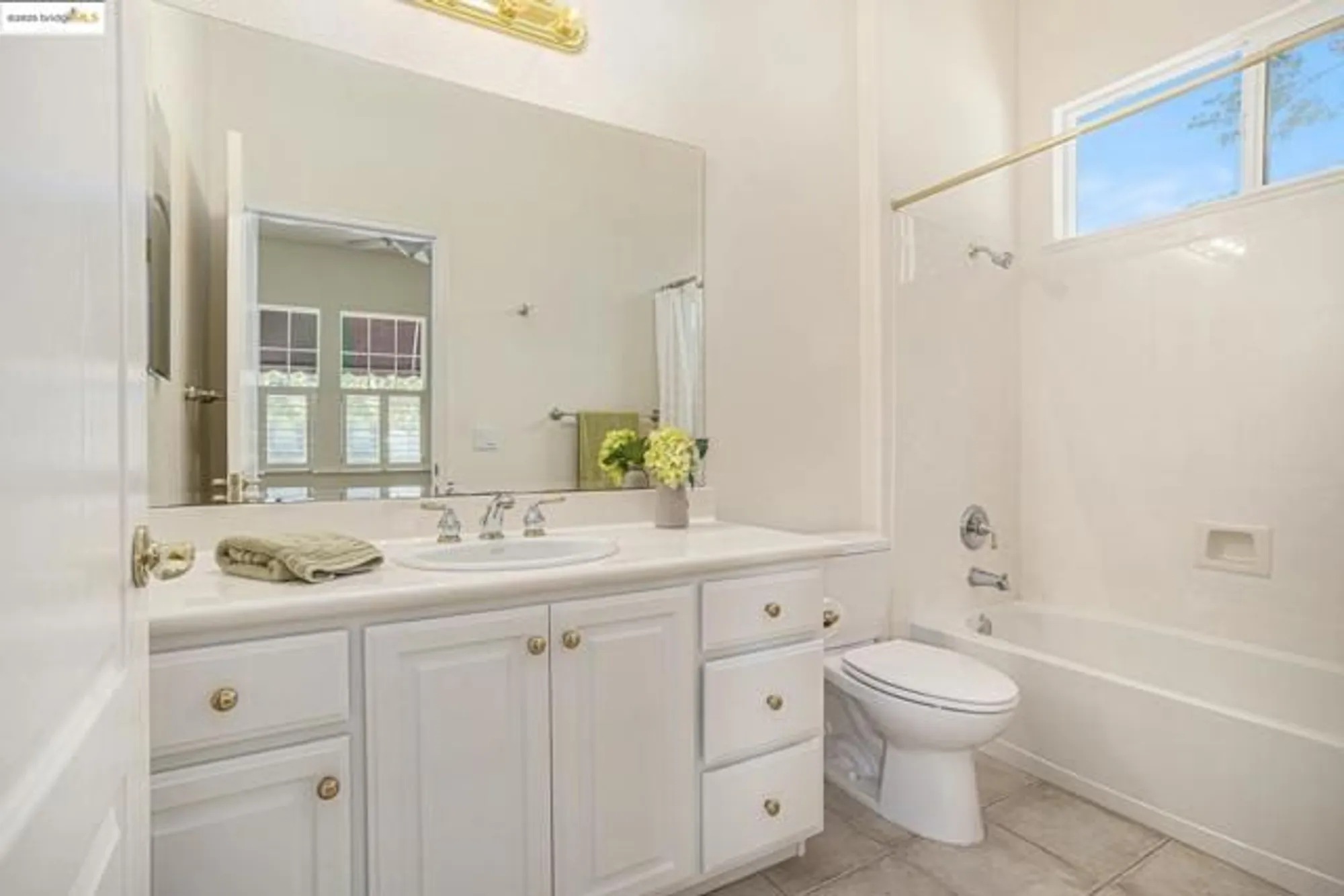 Property Slideshow image 19 of 40 | 1182 bacchini ln, Brentwood, CA, 94513
