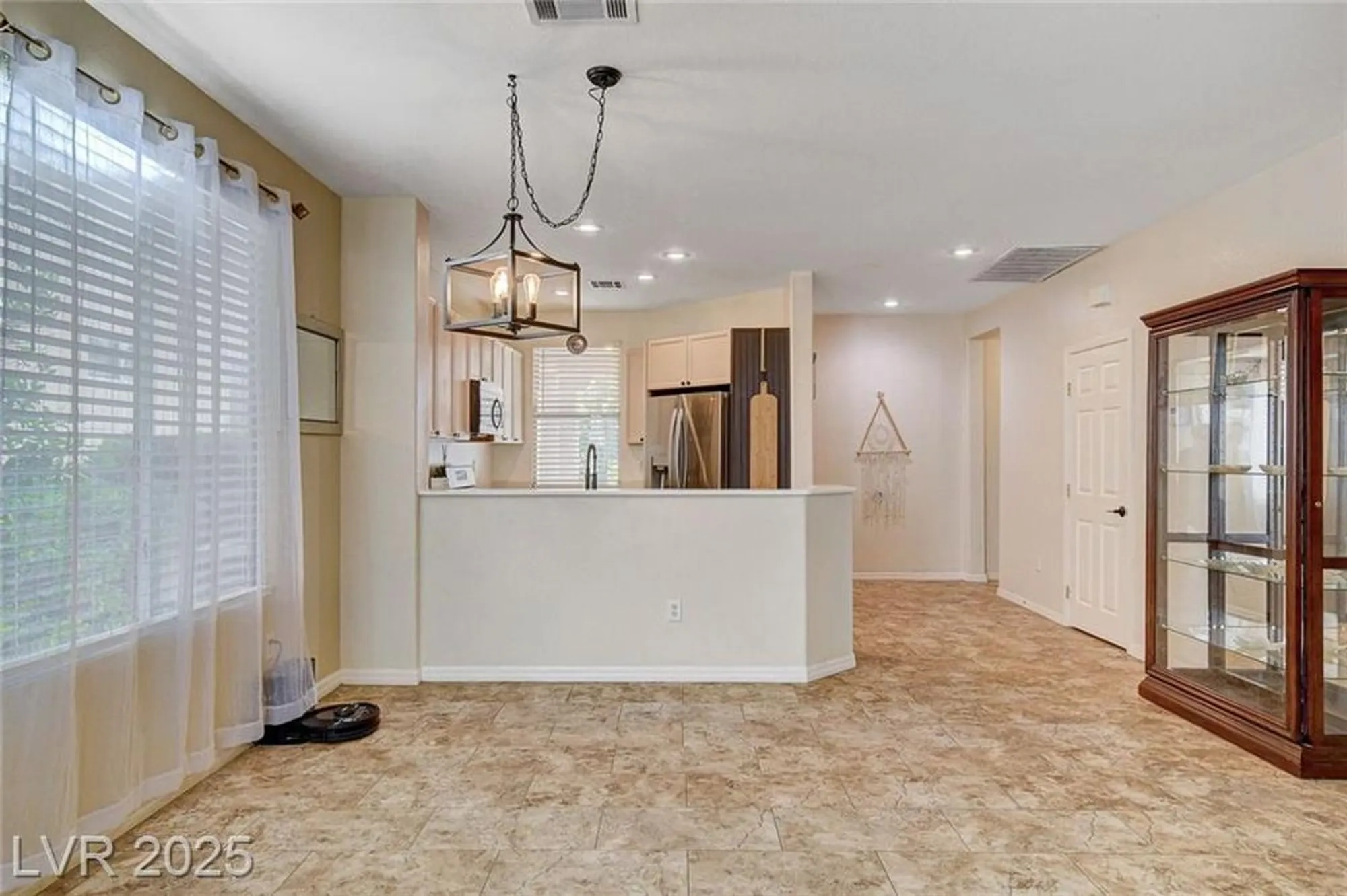 Property Slideshow image 10 of 57 | 4534 regalo bello st, Las Vegas, NV, 89135