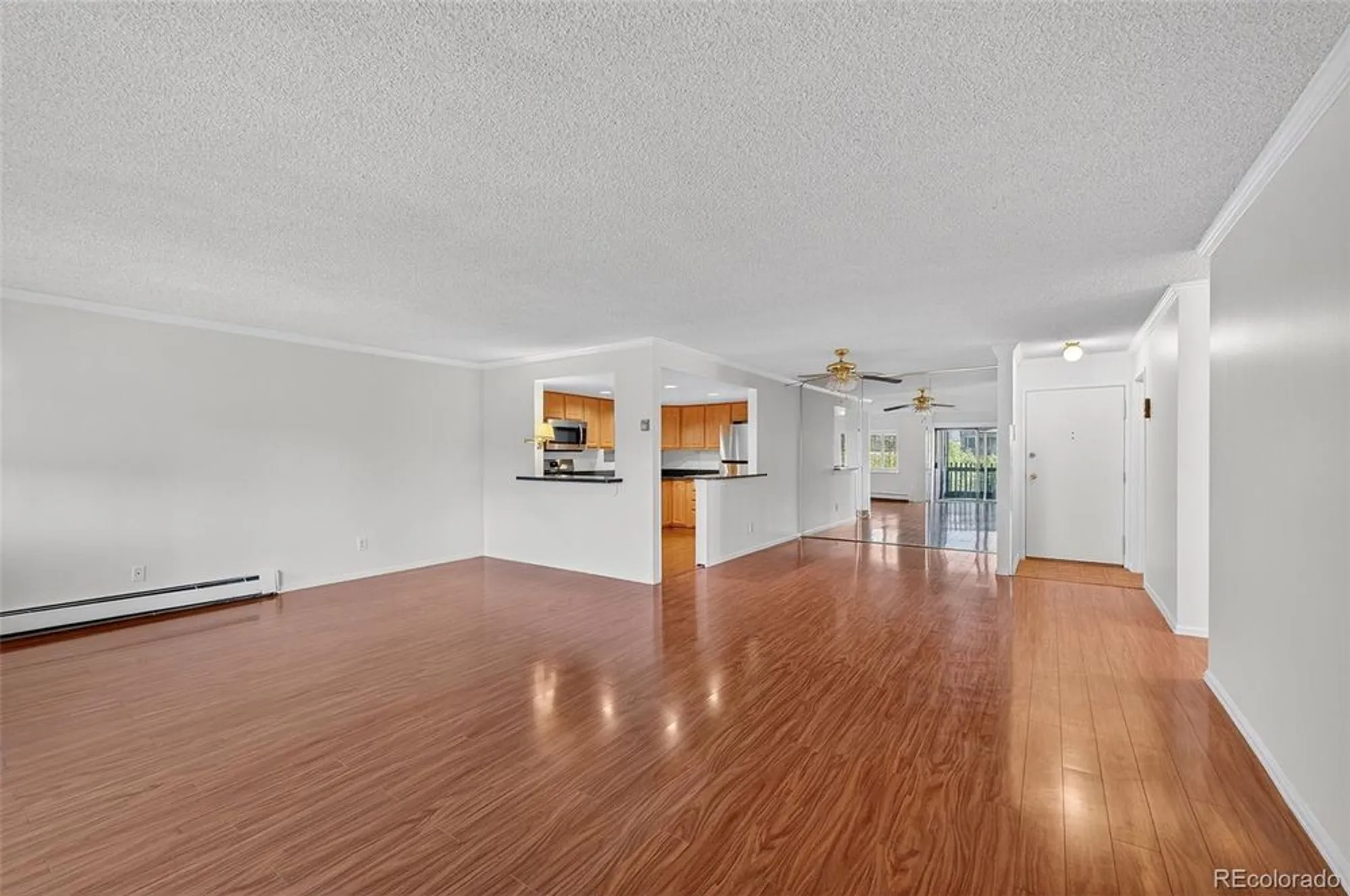 Property Slideshow image 4 of 41 | 13691 e marina dr 412, Aurora, CO, 80014