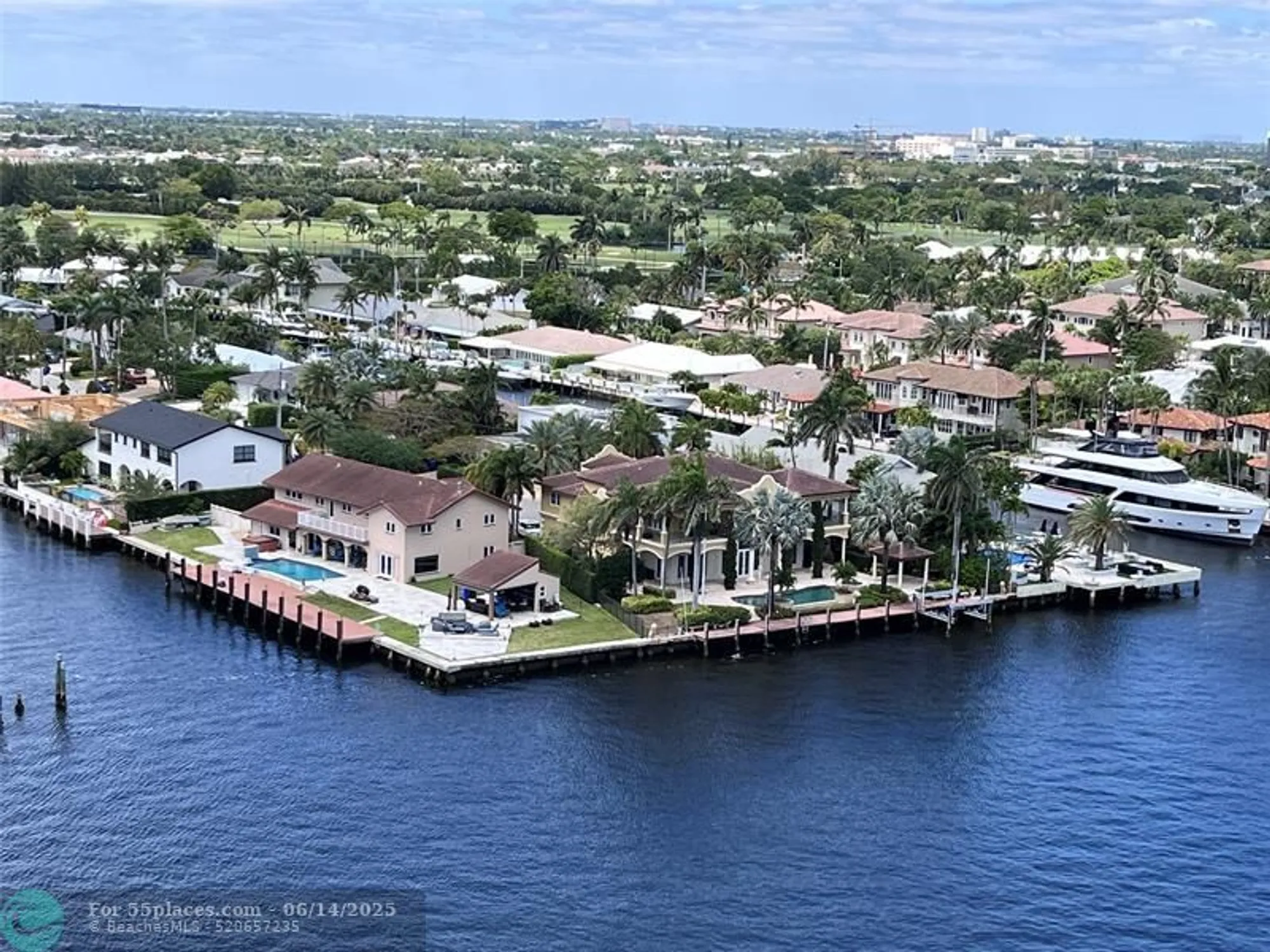 Property Slideshow image 16 of 35 | 3200 ne 36th st 1601, Fort Lauderdale, FL, 33308