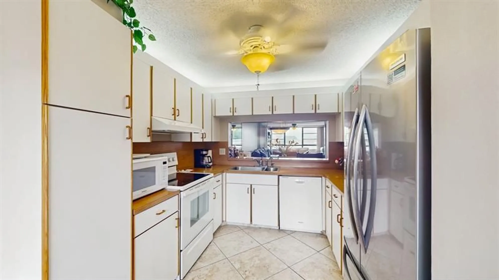 Property Slideshow image 14 of 27 | 10352 e clairmont cir 311, Tamarac, FL, 33321