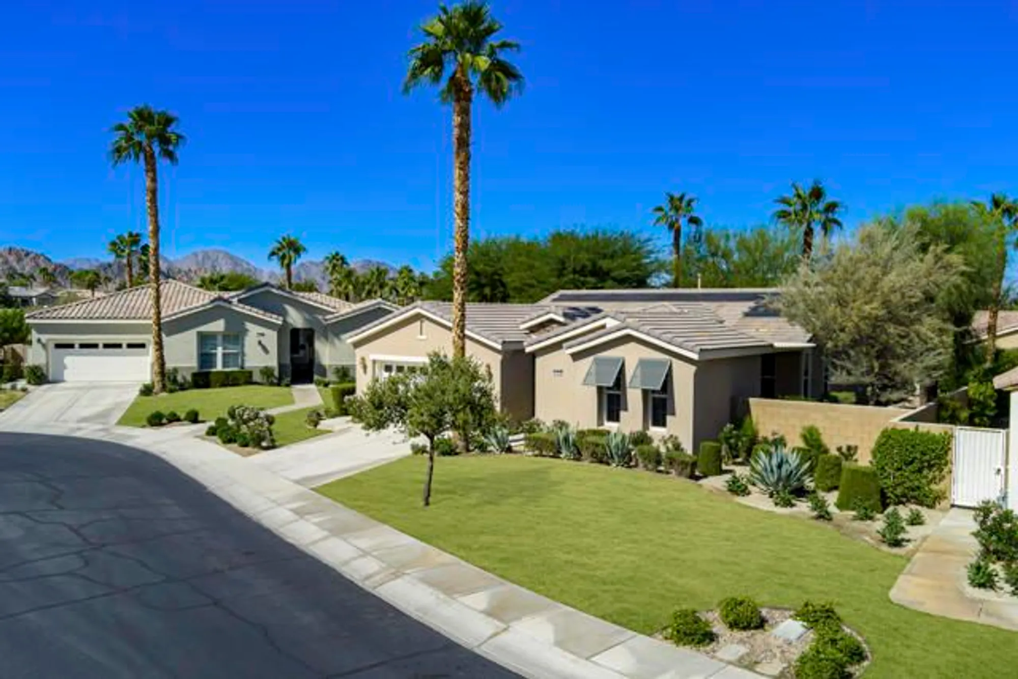 Property Slideshow image 4 of 83 | 81406 joshua tree ct, La Quinta, CA, 92253