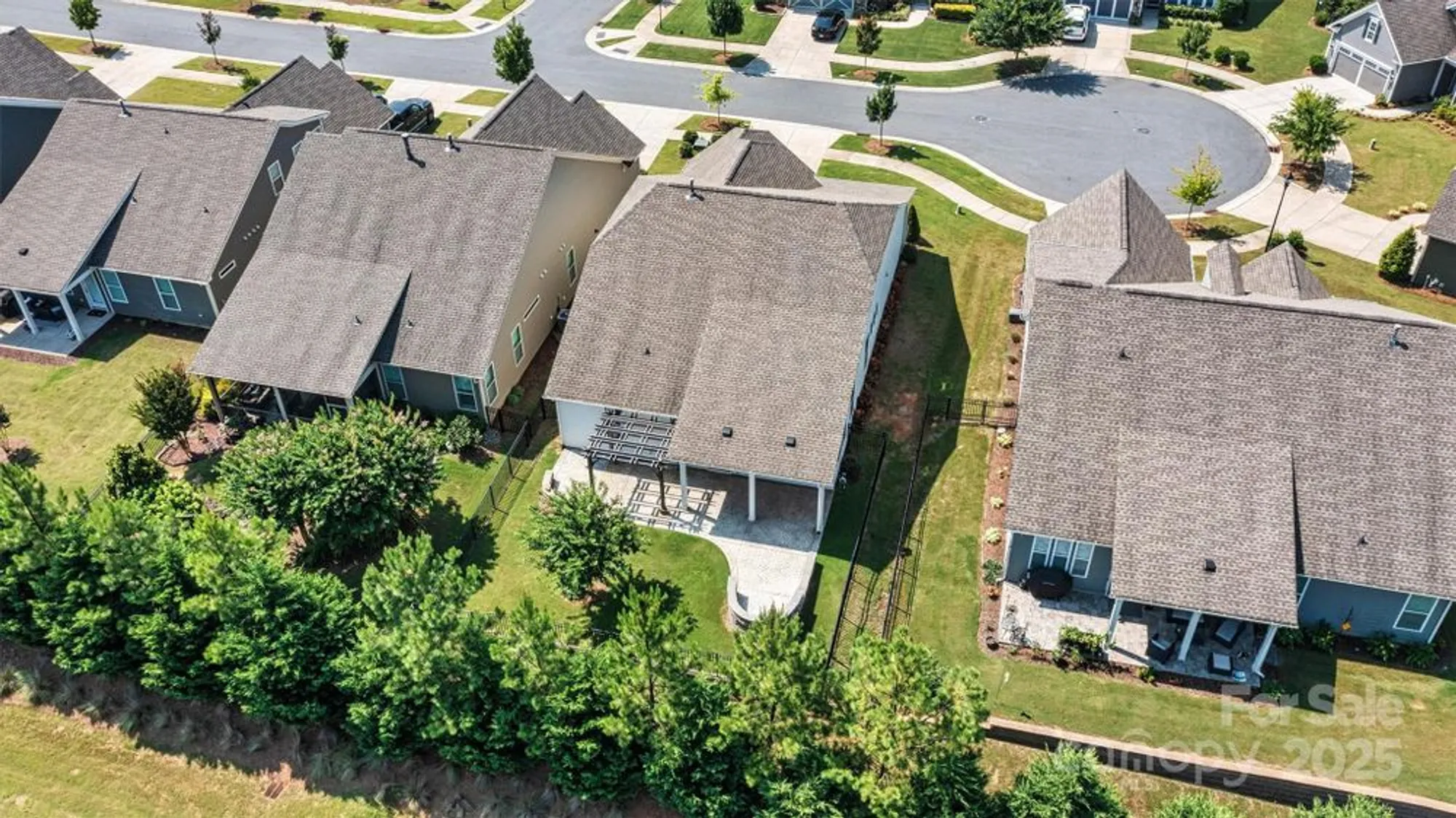 Property Slideshow image 39 of 47 | 7315 surprise ct, Charlotte, NC, 28215