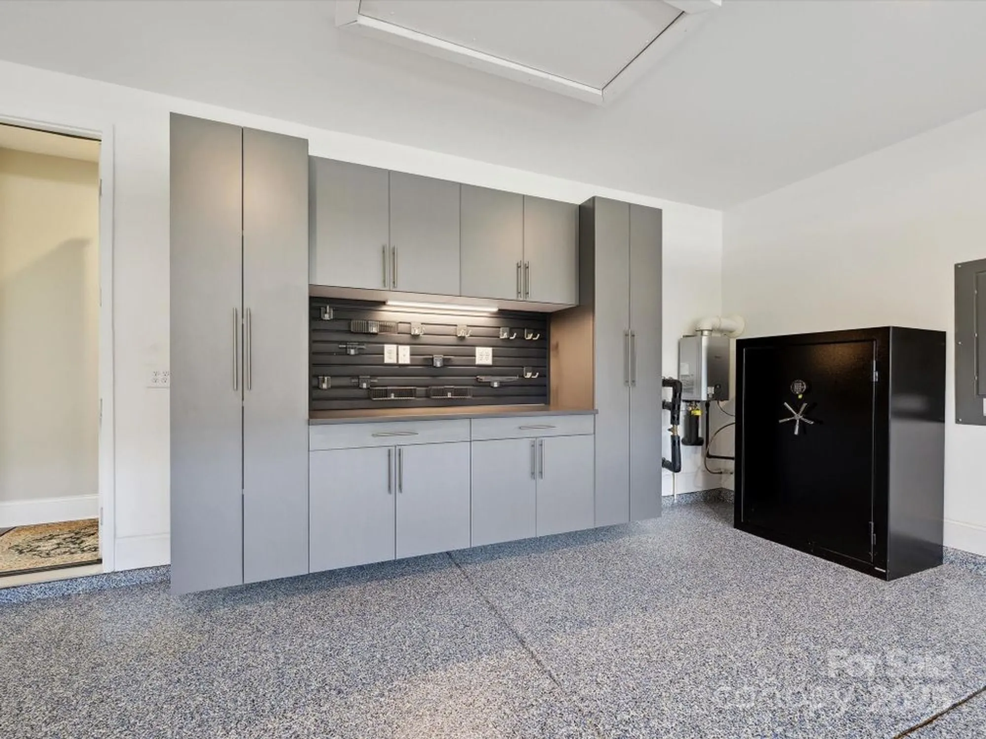 Property Slideshow image 31 of 34 | 10305 superb ln, Charlotte, NC, 28215