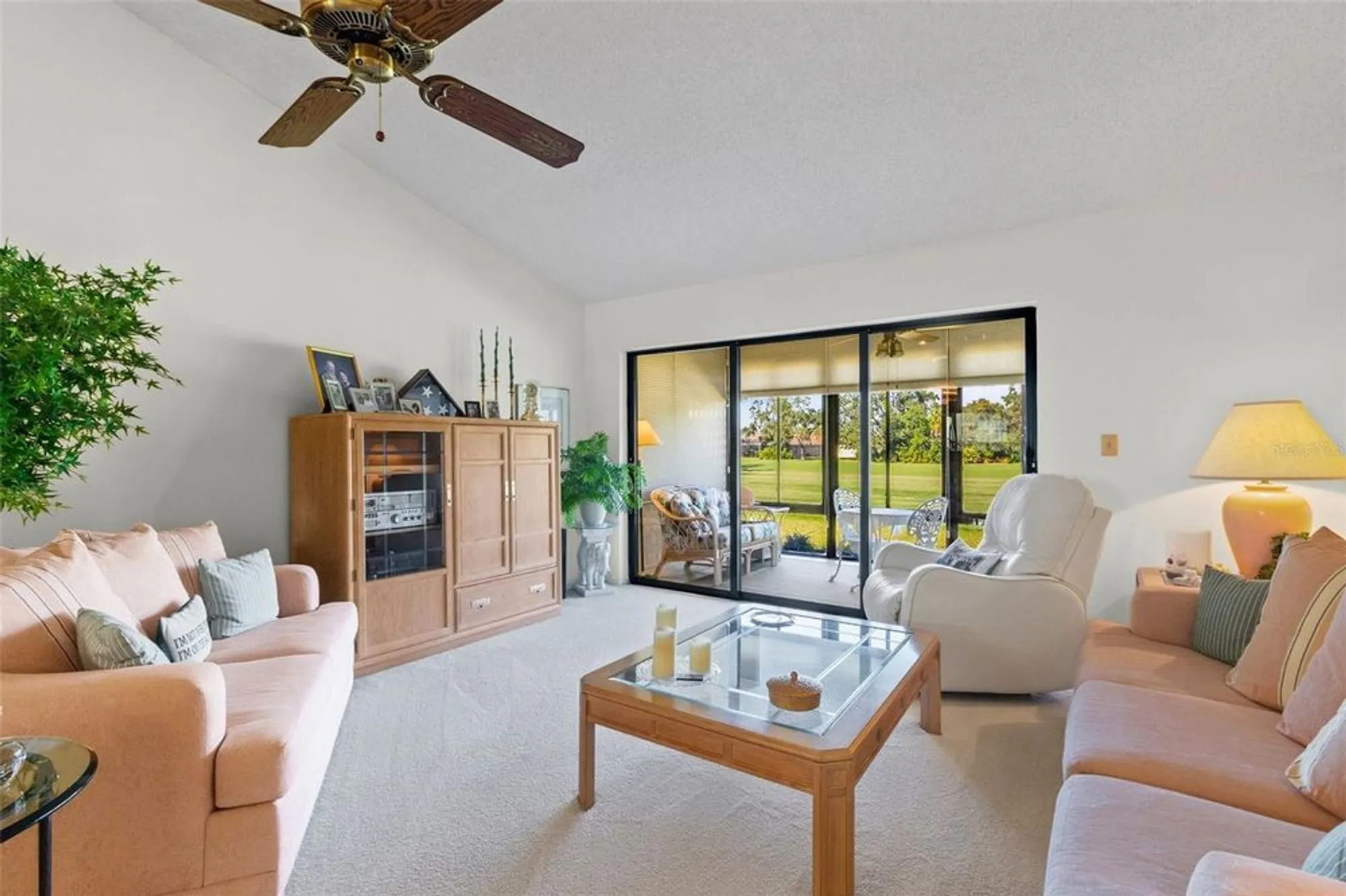 Property Slideshow image 16 of 61 | 6089 clubside dr # 00, Sarasota, FL, 34243