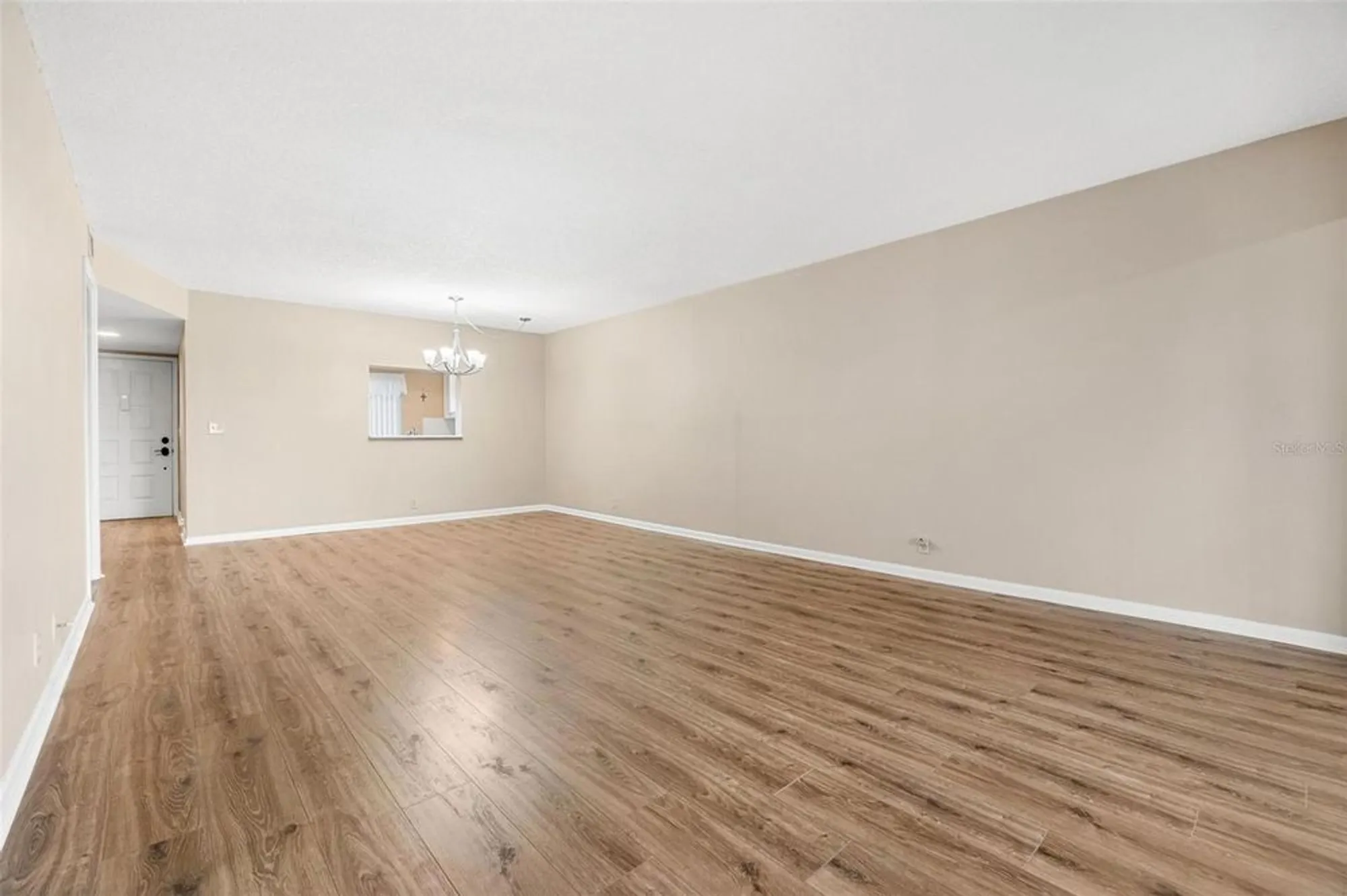 Property Slideshow image 17 of 57 | 3062 eastland blvd unit 402, Clearwater, FL, 33761