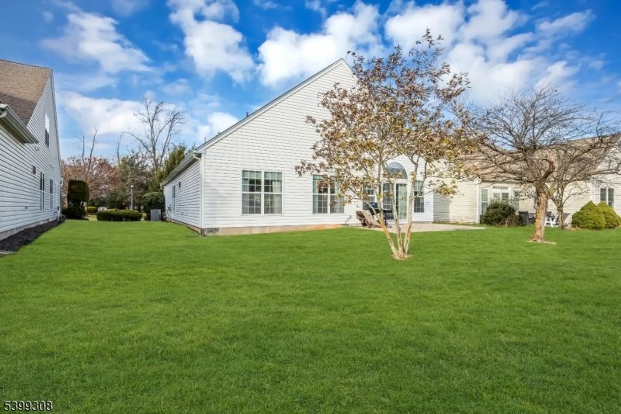 Property Slideshow image 36 of 44 | 324 biltmore ln, Somerset, NJ, 08873