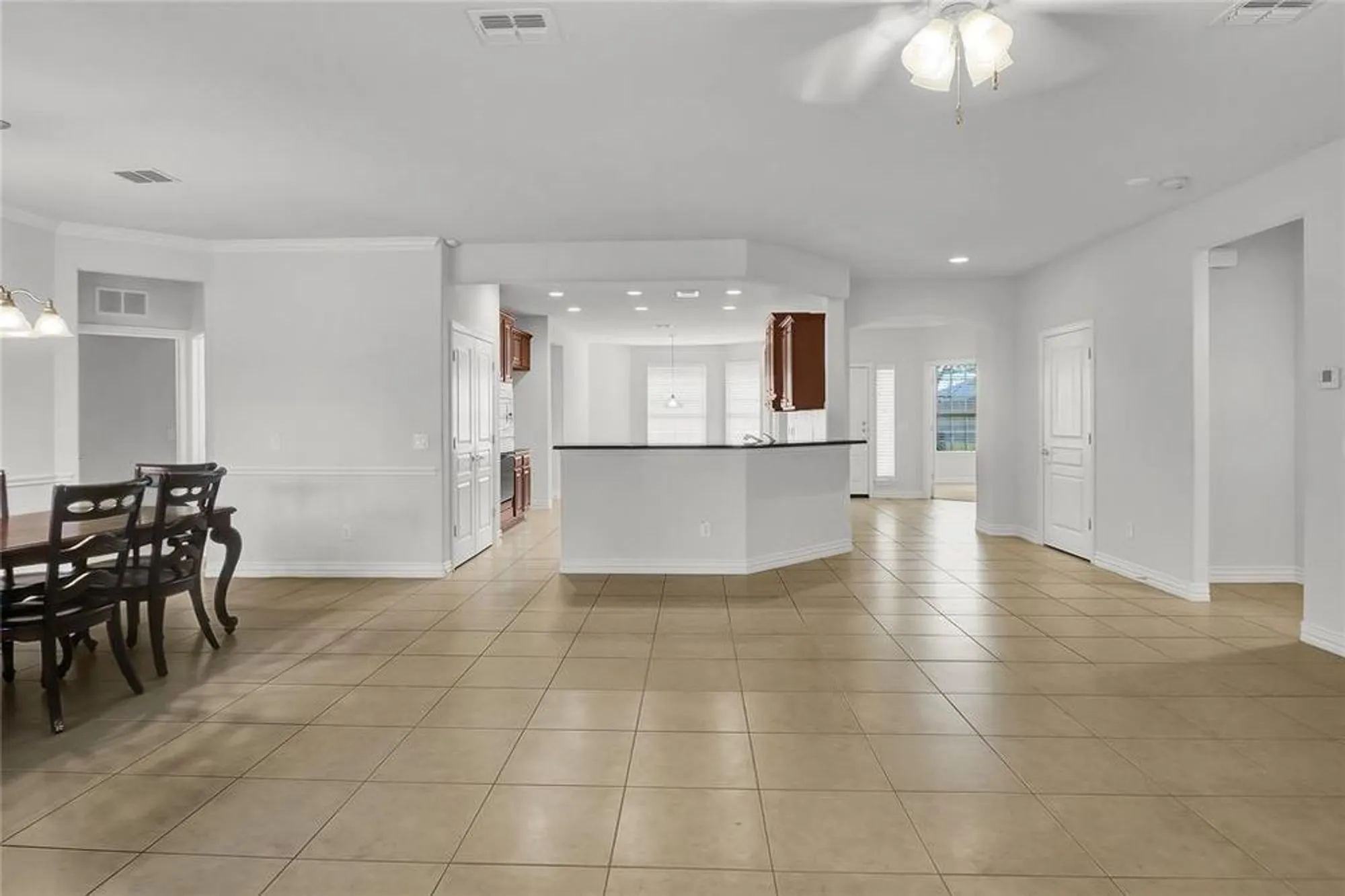 Property Slideshow image 10 of 27 | 862 carrington greens dr, Frisco, TX, 75036