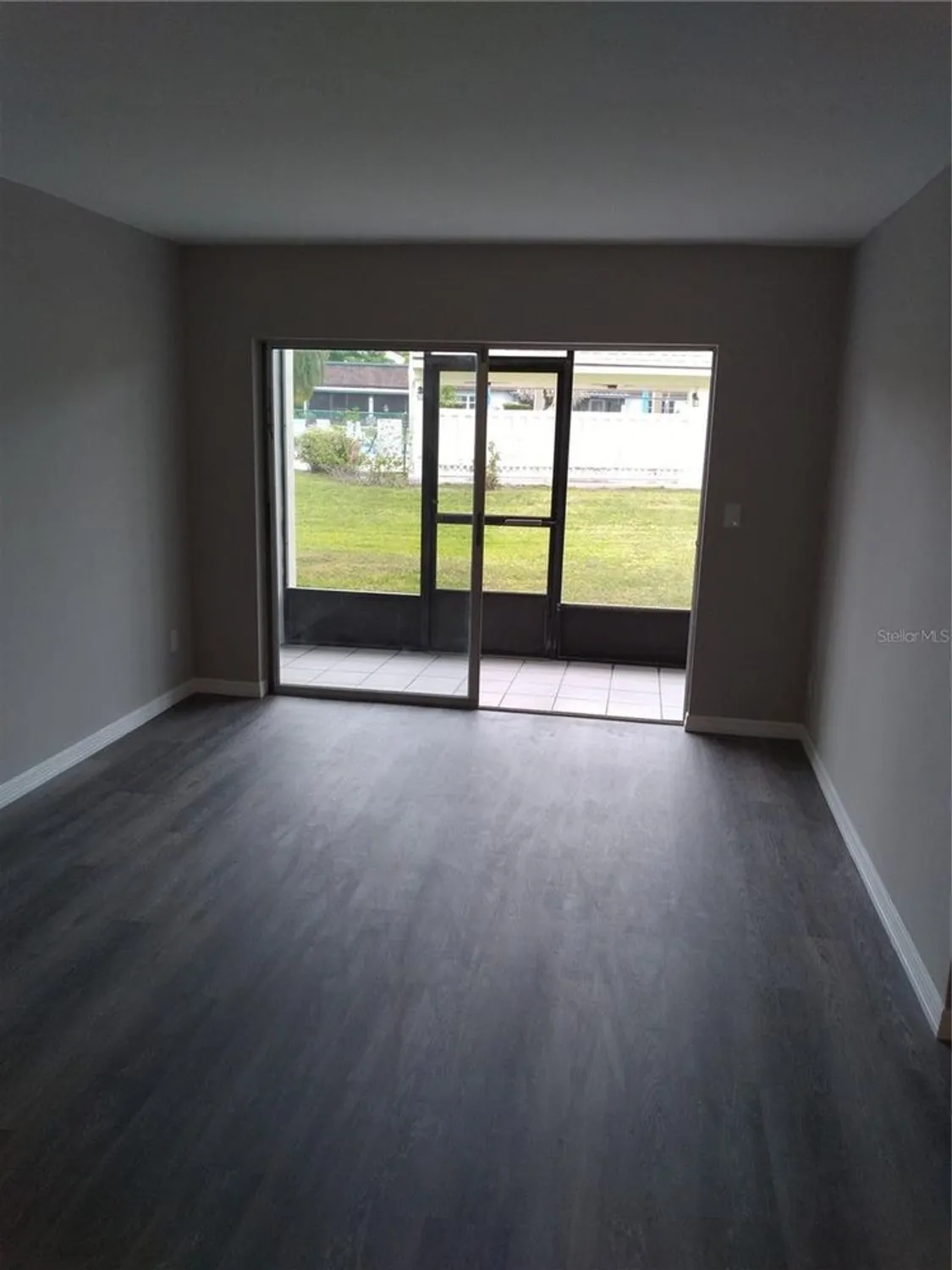 Property Slideshow image 10 of 16 | 1415 doolittle ln 104, Dunedin, FL, 34698