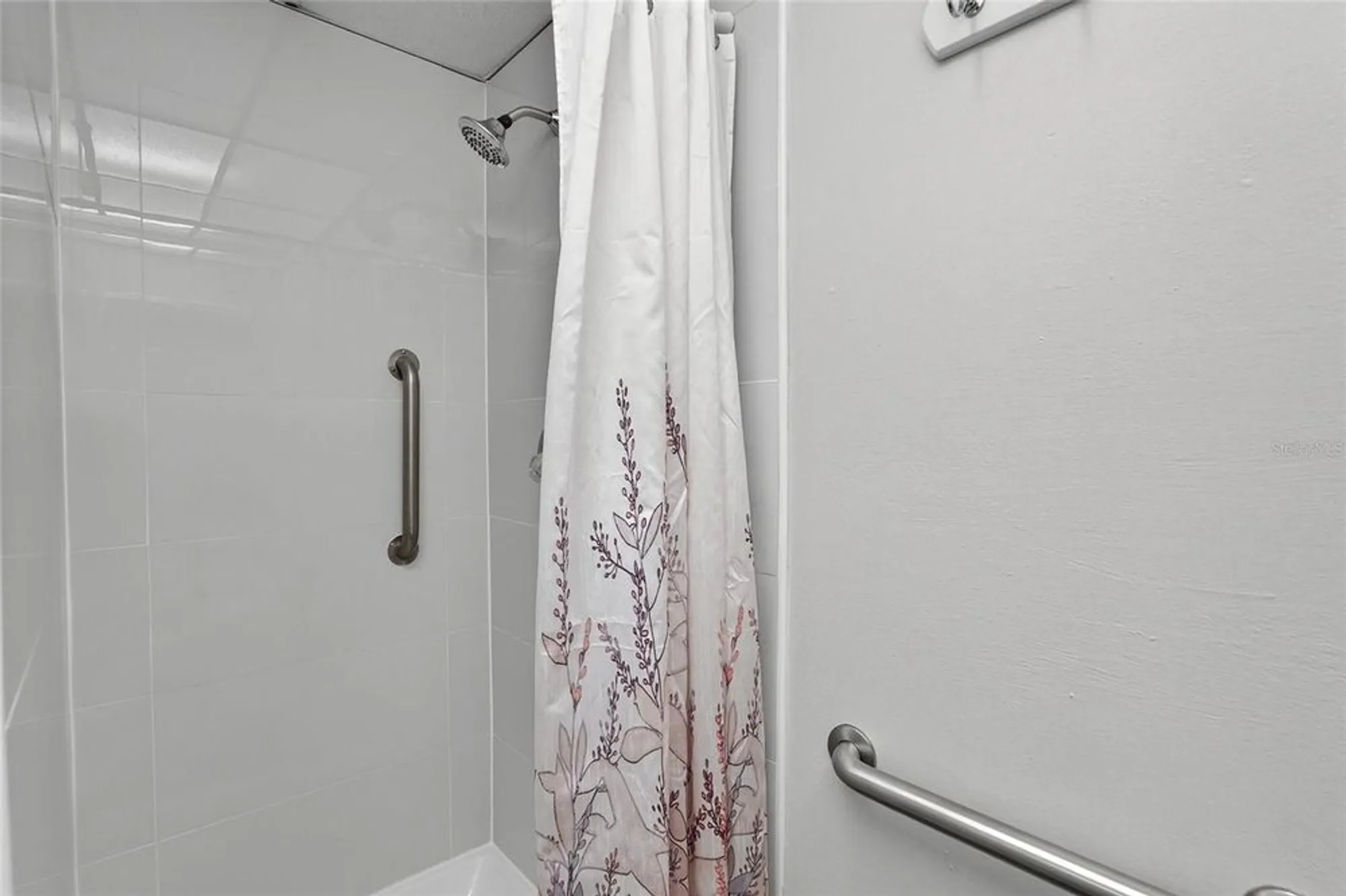 Property Slideshow image 15 of 28 | 1802 bedford ln 12, Sun City Center, FL, 33573