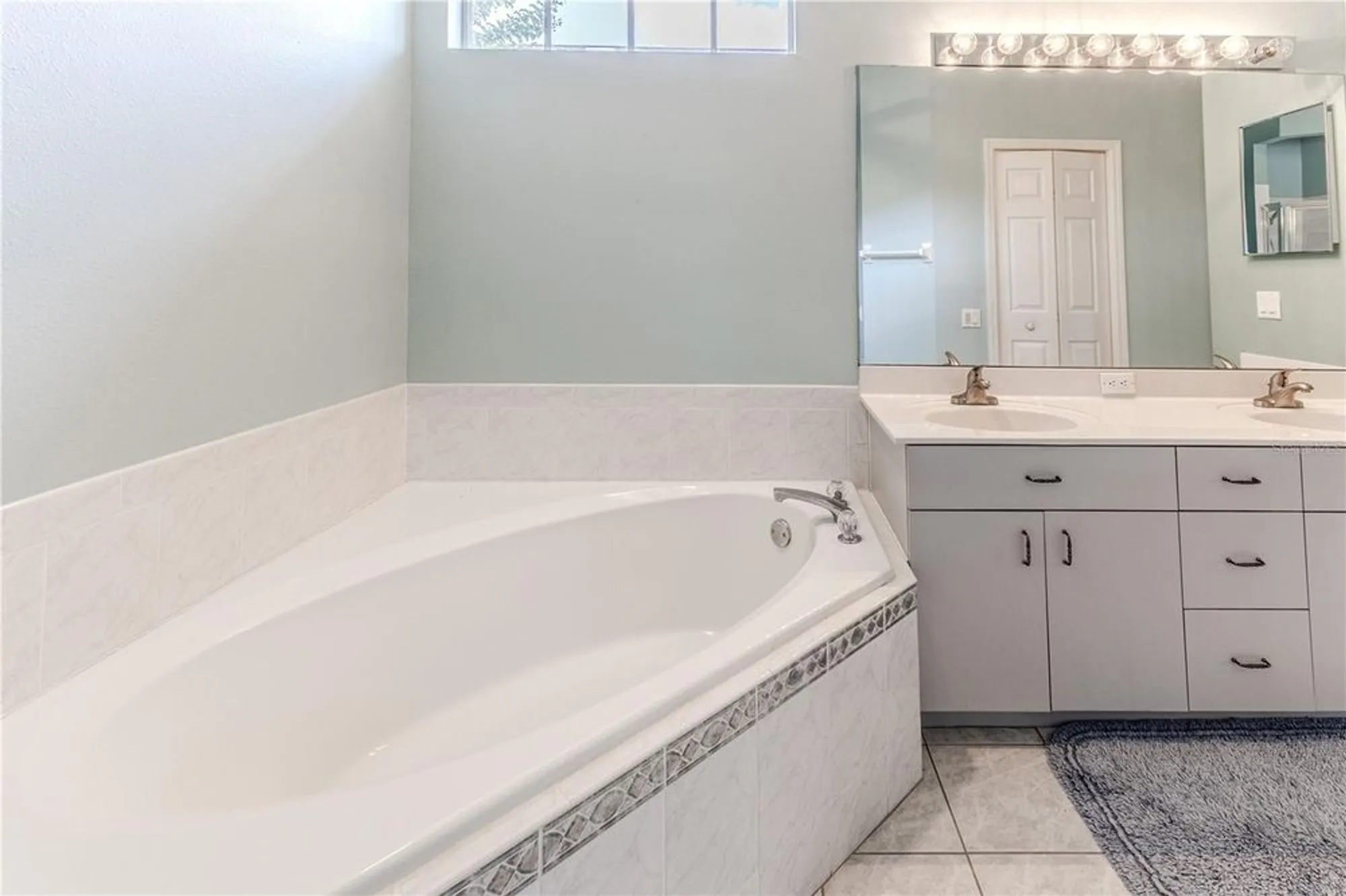 Property Slideshow image 21 of 57 | 15033 middle fairway dr, Spring Hill, FL, 34609