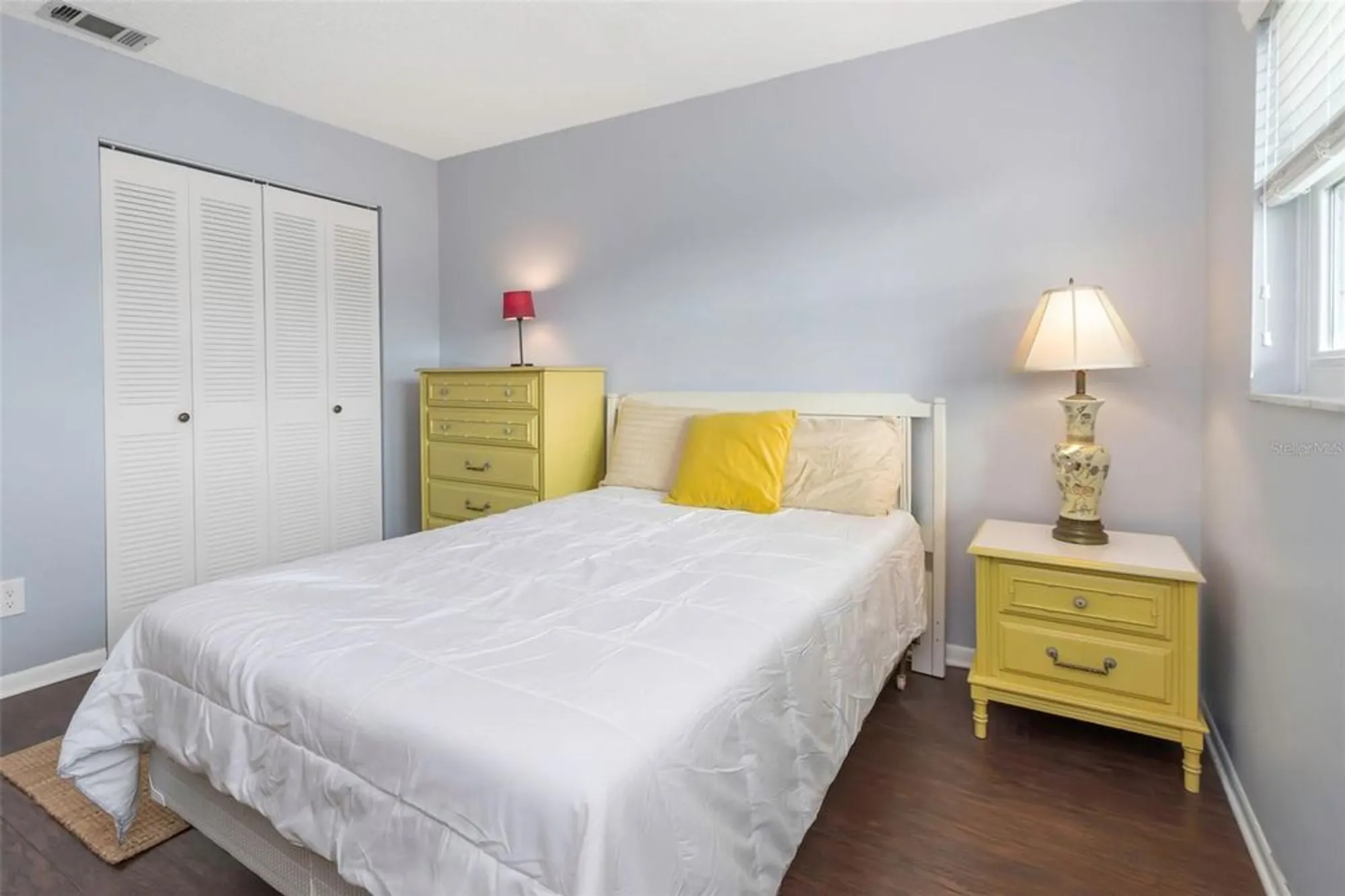 Property Slideshow image 19 of 56 | 5246 81st st n apt 24, Saint Petersburg, FL, 33709