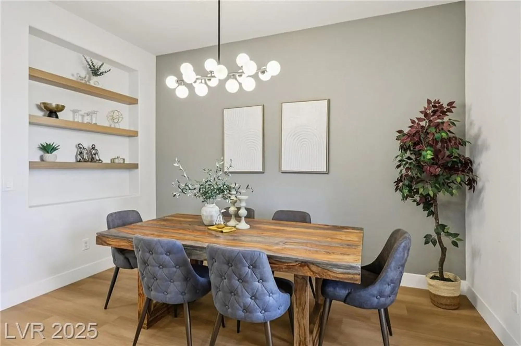 Property Slideshow image 20 of 84 | 2695 olivia heights ave, Henderson, NV, 89052