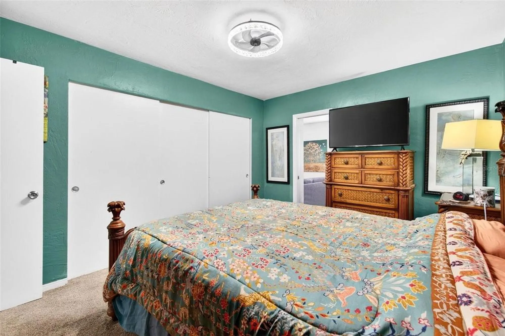 Property Slideshow image 11 of 18 | 2452 brazilia dr apt 34, Clearwater, FL, 33763