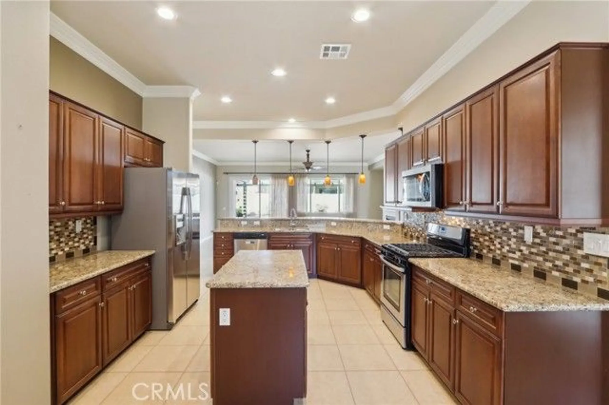 Property Slideshow image 9 of 71 | 5560 corte viejo, Hemet, CA, 92545