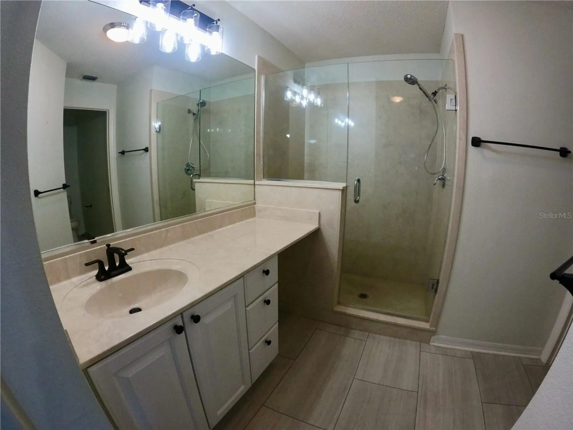 Property Slideshow image 14 of 20 | 1221 santa cruz dr, The Villages, FL, 32162