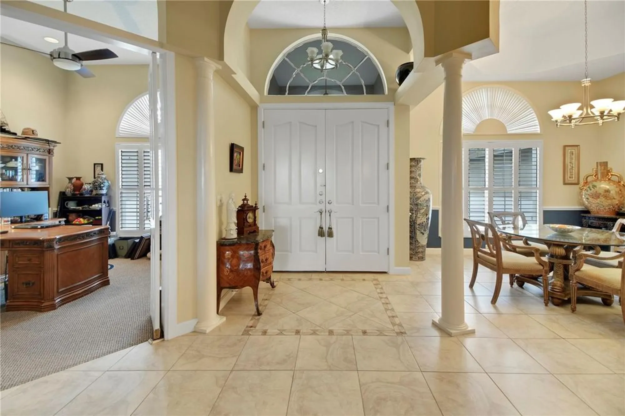 Property Slideshow image 4 of 93 | 1521 edgewater dr, Mount Dora, FL, 32757