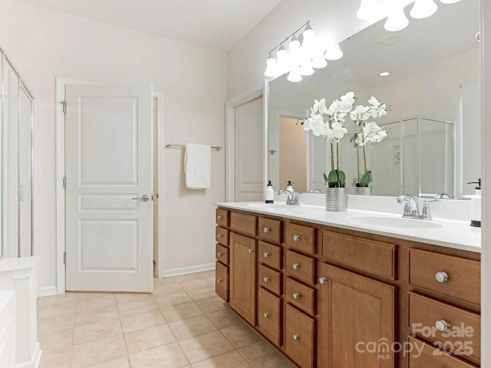 Property Slideshow image 15 of 28 | 7057 shenandoah dr, Fort Mill, SC, 29707