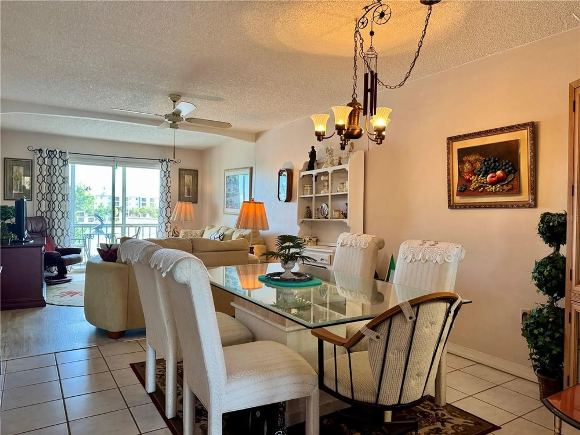 Property Slideshow image 5 of 48 | 3927 lake bayshore dr # f312, Bradenton, FL, 34205