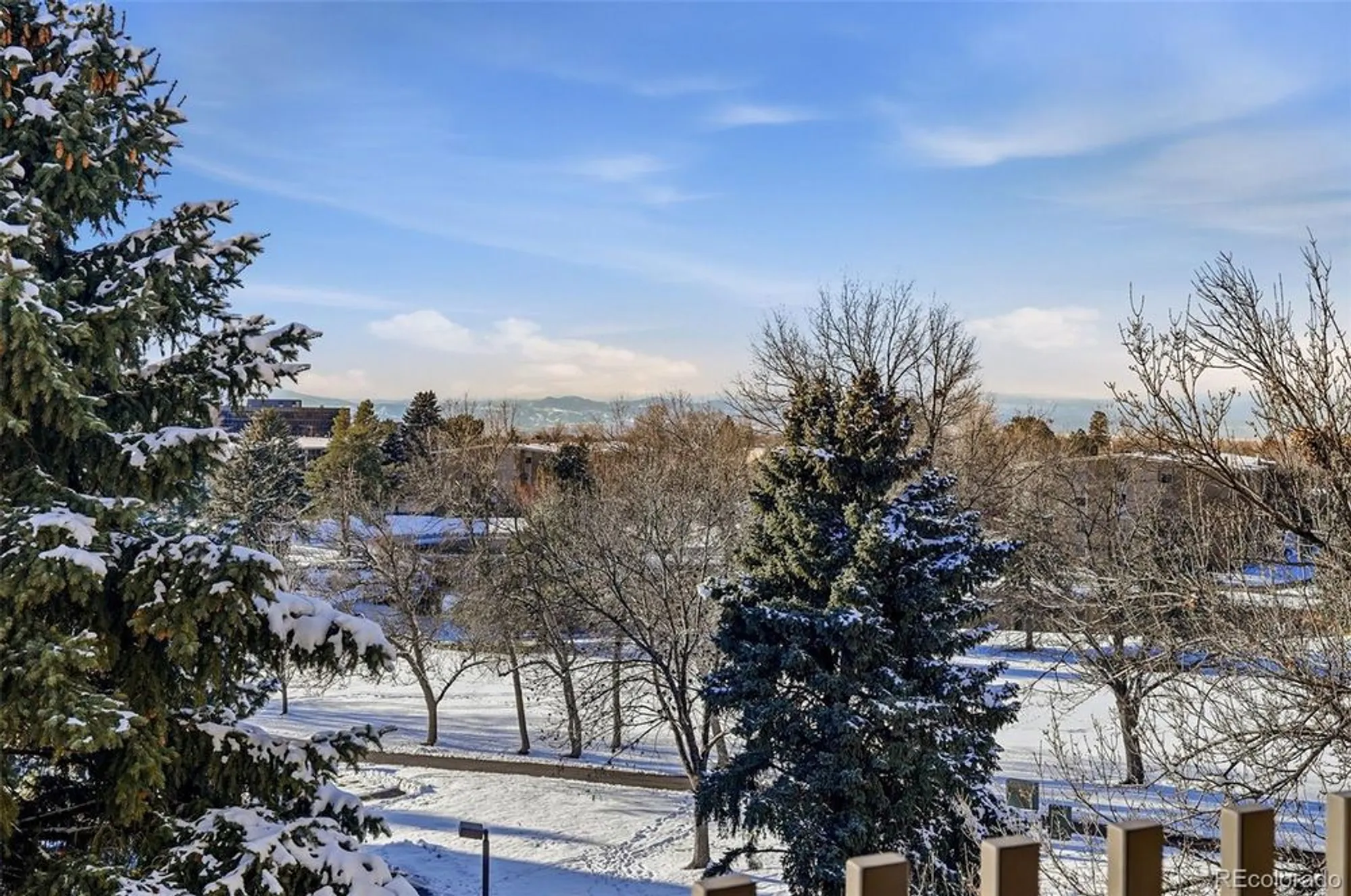 Property Slideshow image 7 of 37 | 13691 e marina dr 408, Aurora, CO, 80014