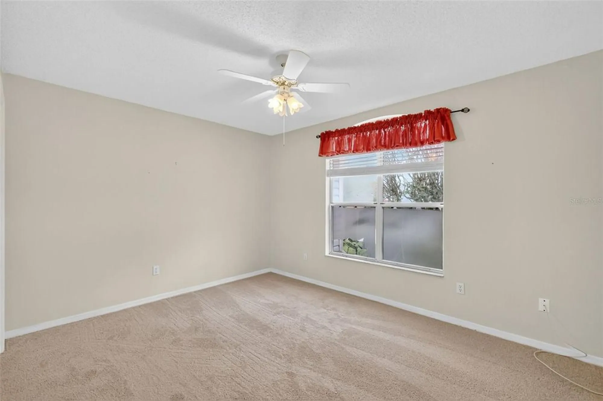 Property Slideshow image 29 of 35 | 318 del mar dr, The Villages, FL, 32159