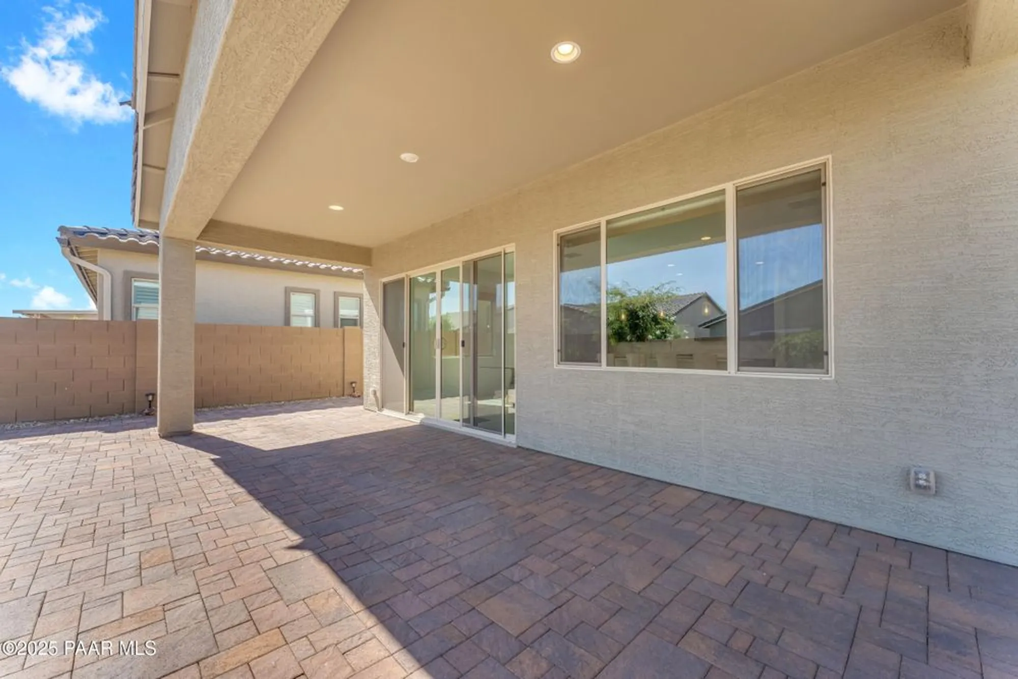 Property Slideshow image 47 of 71 | 24711 n 174th ln, Surprise, AZ, 85387