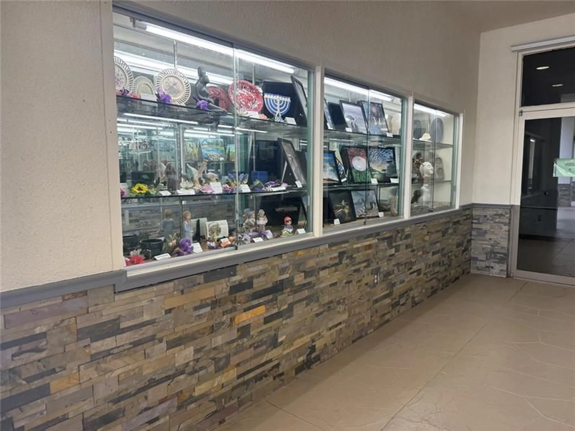 Property Slideshow image 45 of 58 | 3302 aruba way m1, Coconut Creek, FL, 33066