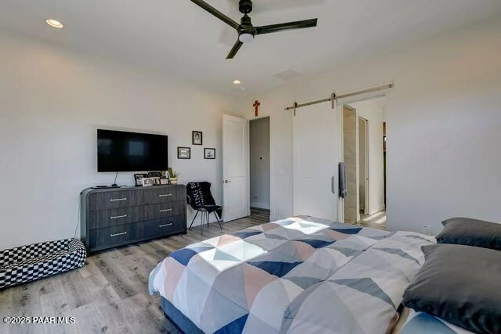 Property Slideshow image 14 of 39 | 4810 w three forks rd, Prescott, AZ, 86305