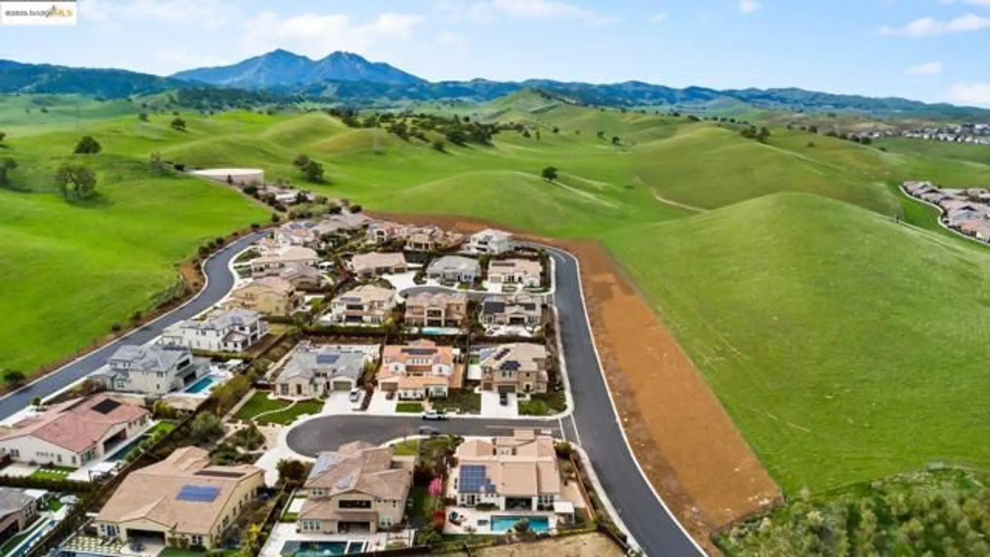 Property Slideshow image 46 of 54 | 1890 late harvest ct, Brentwood, CA, 94513