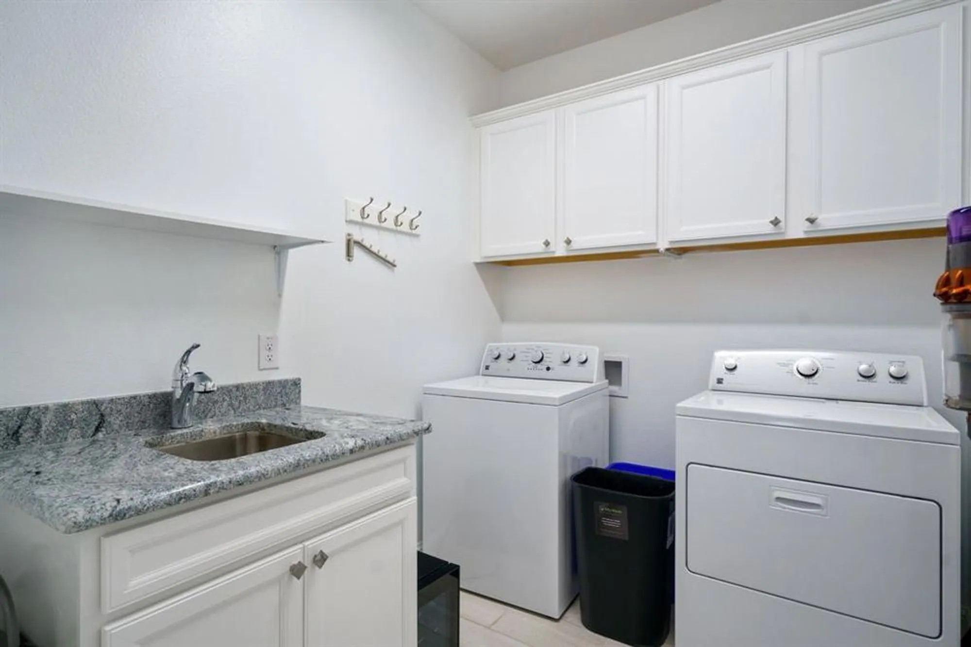 Property Slideshow image 19 of 35 | 651 n watters rd apt 1101, Allen, TX, 75013