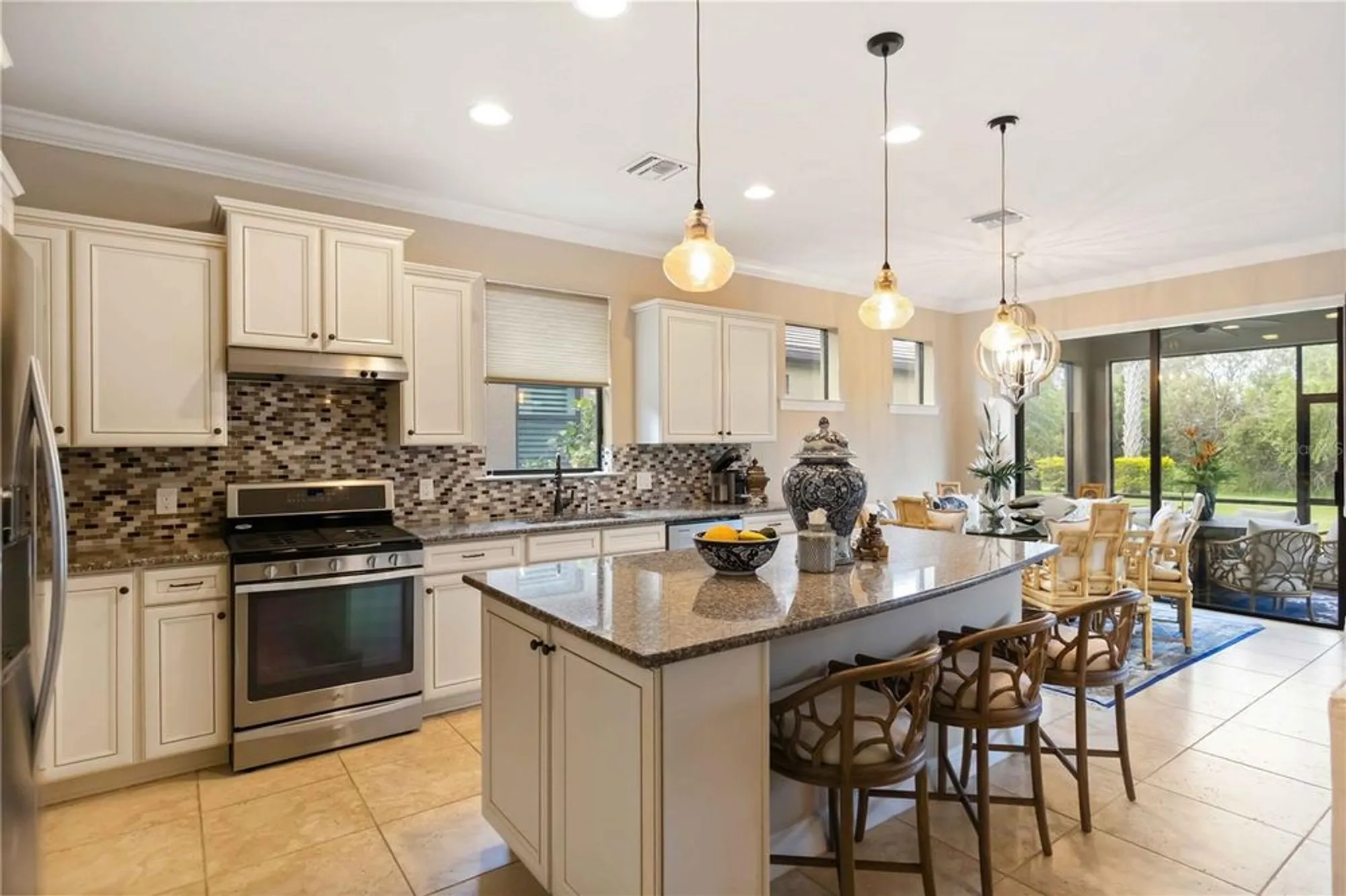 Property Slideshow image 5 of 31 | 5942 caspian tern dr, Sarasota, FL, 34238