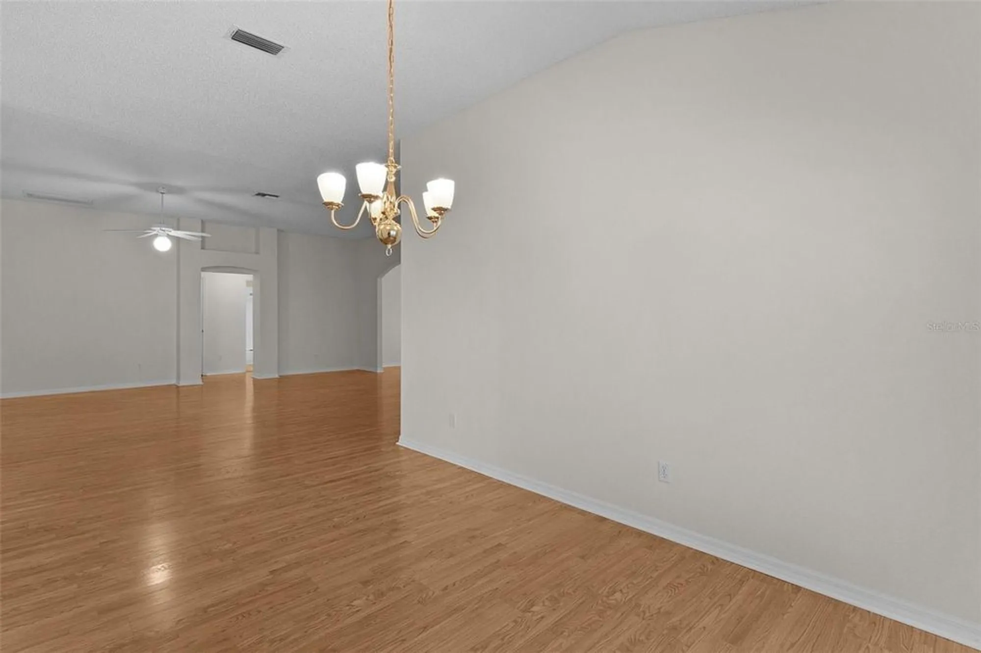 Property Slideshow image 12 of 44 | 912 ventura dr, The Villages, FL, 32159