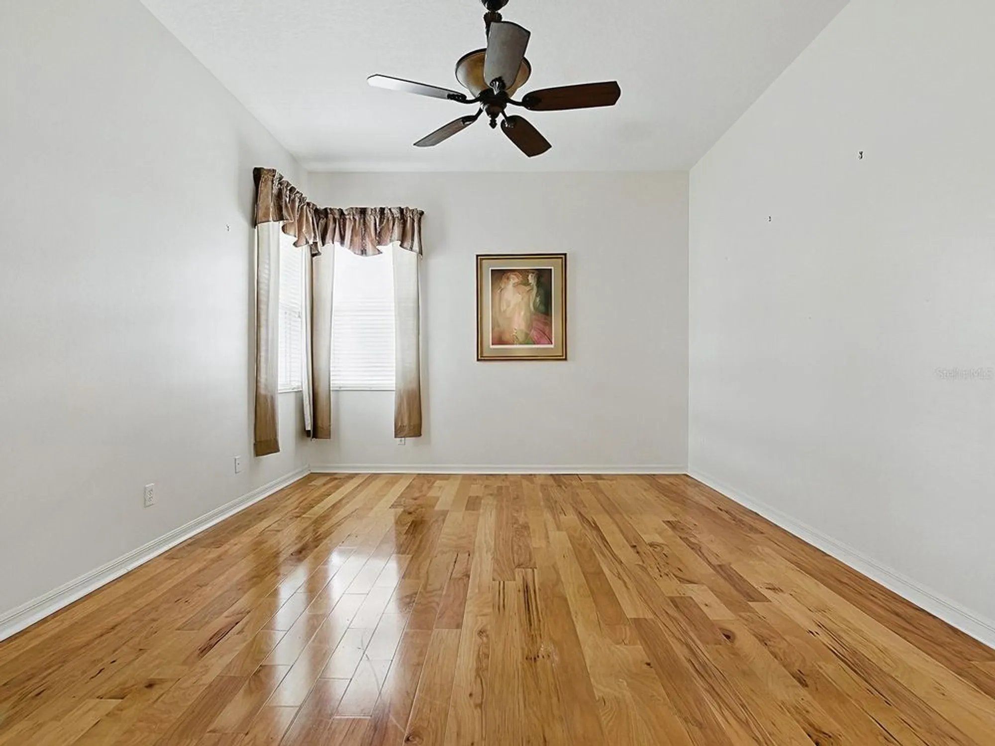 Property Slideshow image 32 of 89 | 3001 lake huron ln, Tavares, FL, 32778