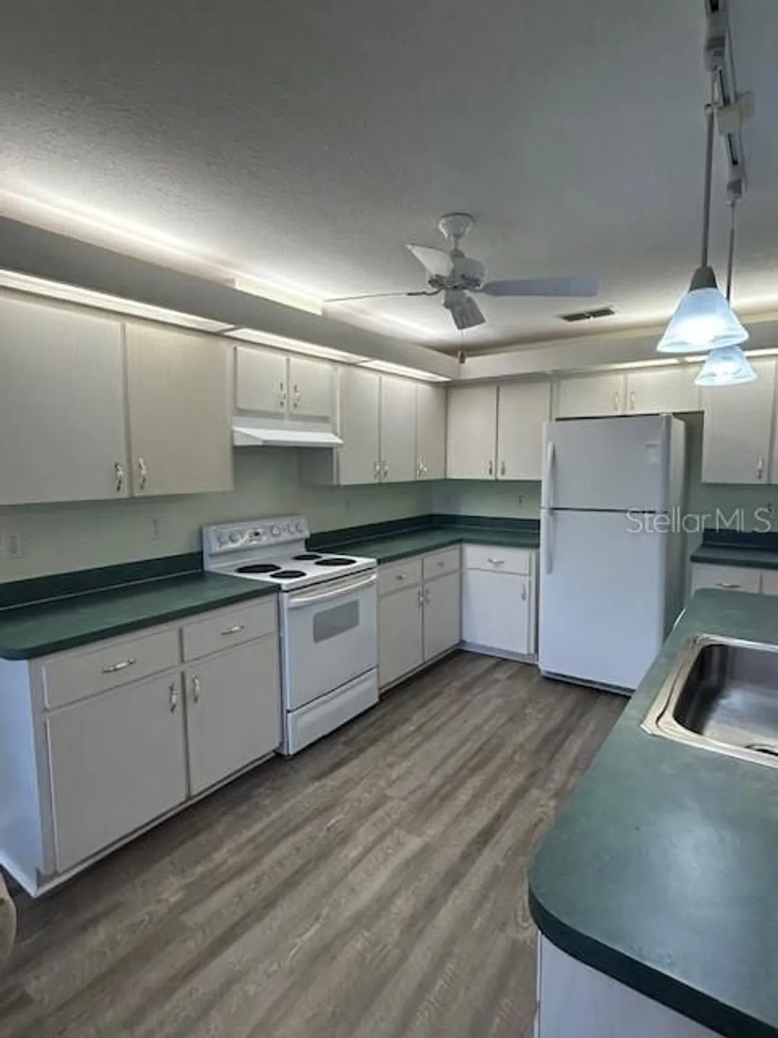 Property Slideshow image 11 of 62 | 11222 sw 73rd cir, Ocala, FL, 34476