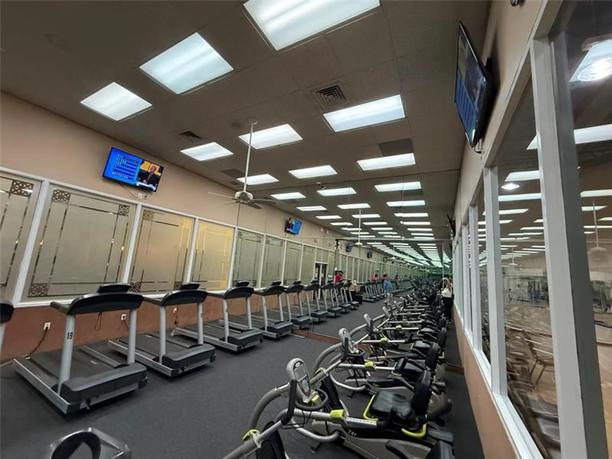 Property Slideshow image 21 of 29 | 9947 n belfort cir # 114, Tamarac, FL, 33321