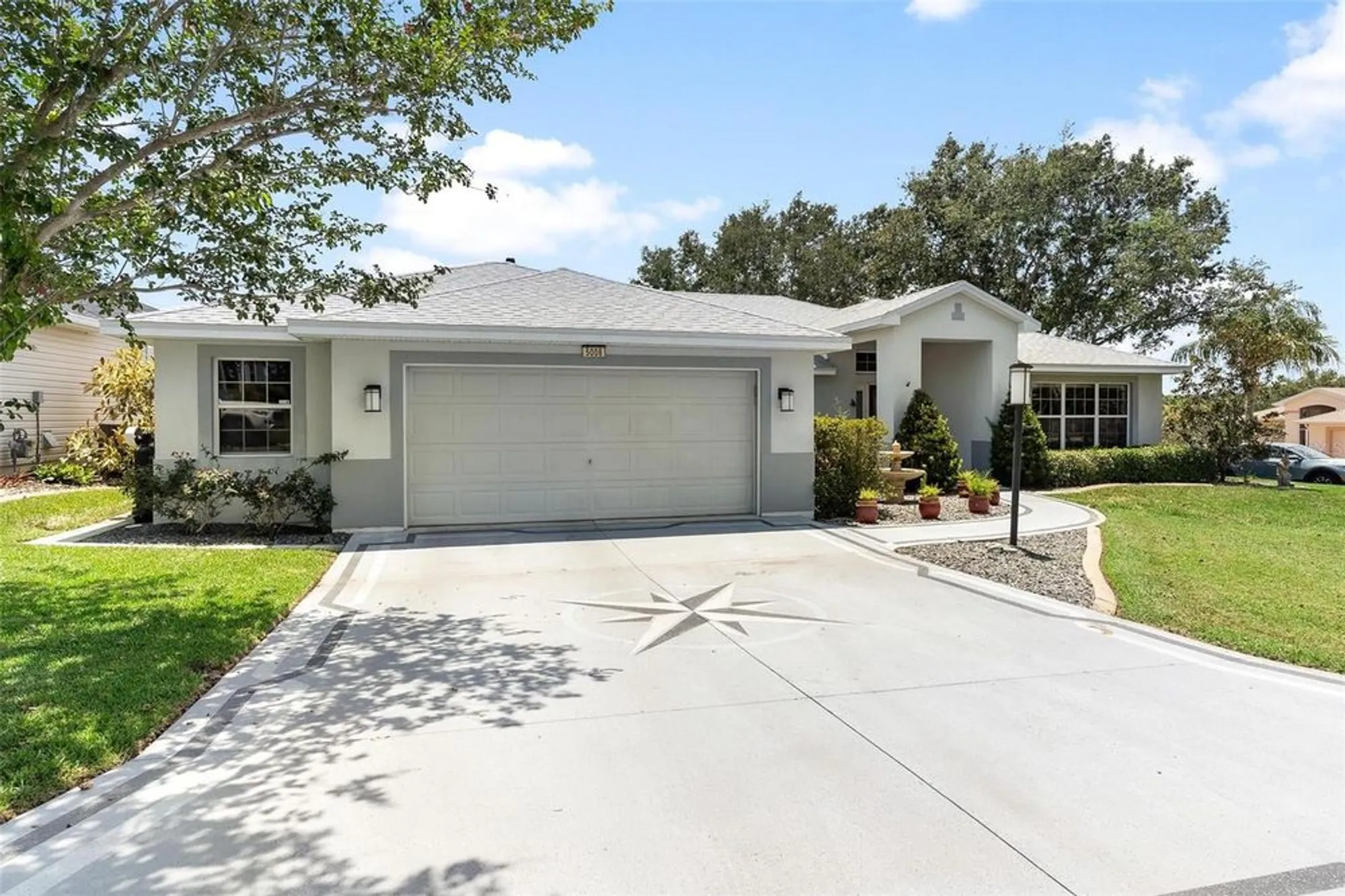 Property Slideshow image 1 of 82 | 5008 adriatic ave, Tavares, FL, 32778