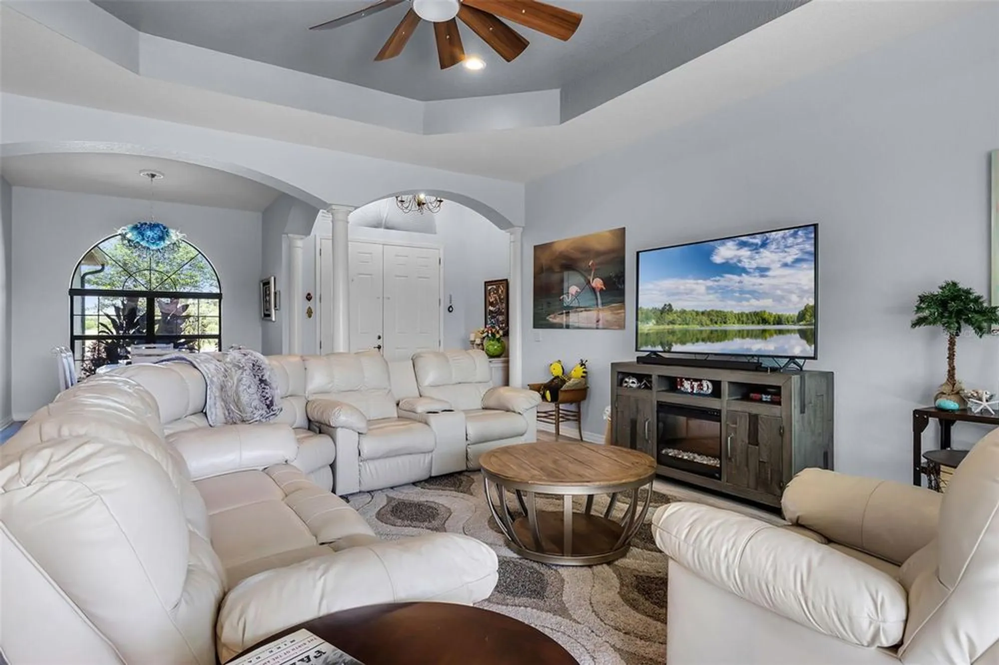 Property Slideshow image 11 of 71 | 1394 oakmont dr, Winter Haven, FL, 33884